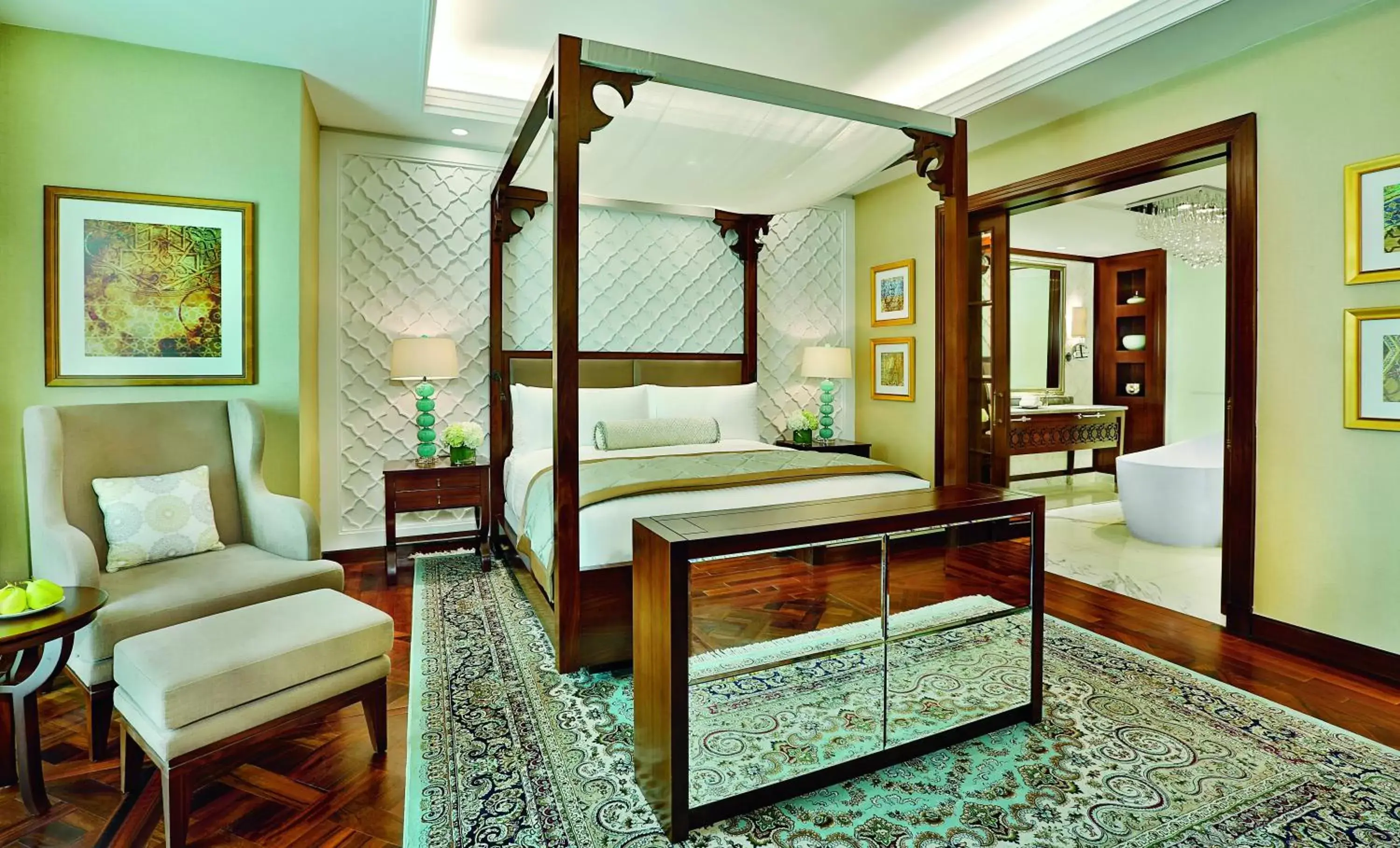 Bedroom in The Ritz-Carlton, Dubai