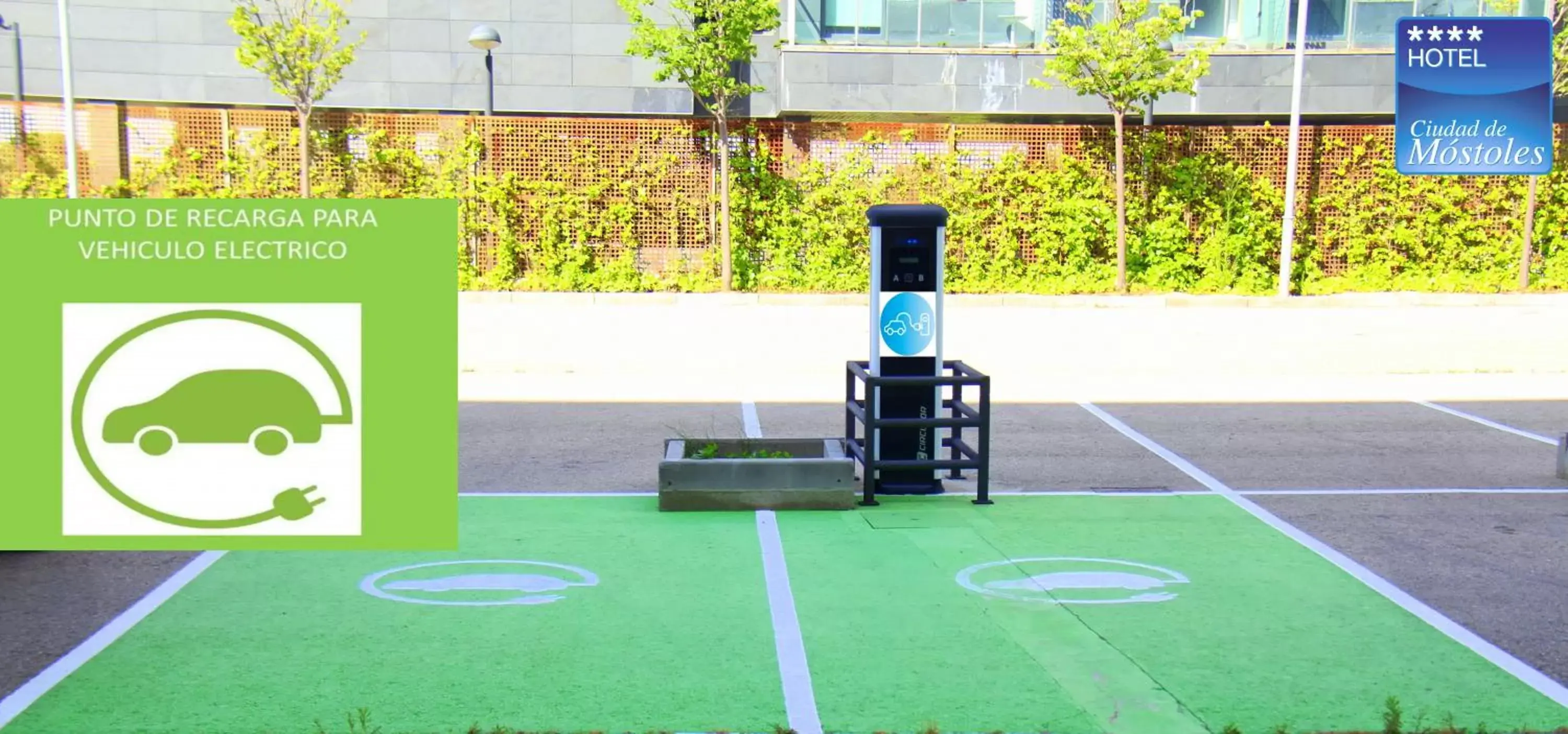 Property building in Hotel Ciudad de Móstoles Property building in Hotel Ciudad de Móstoles