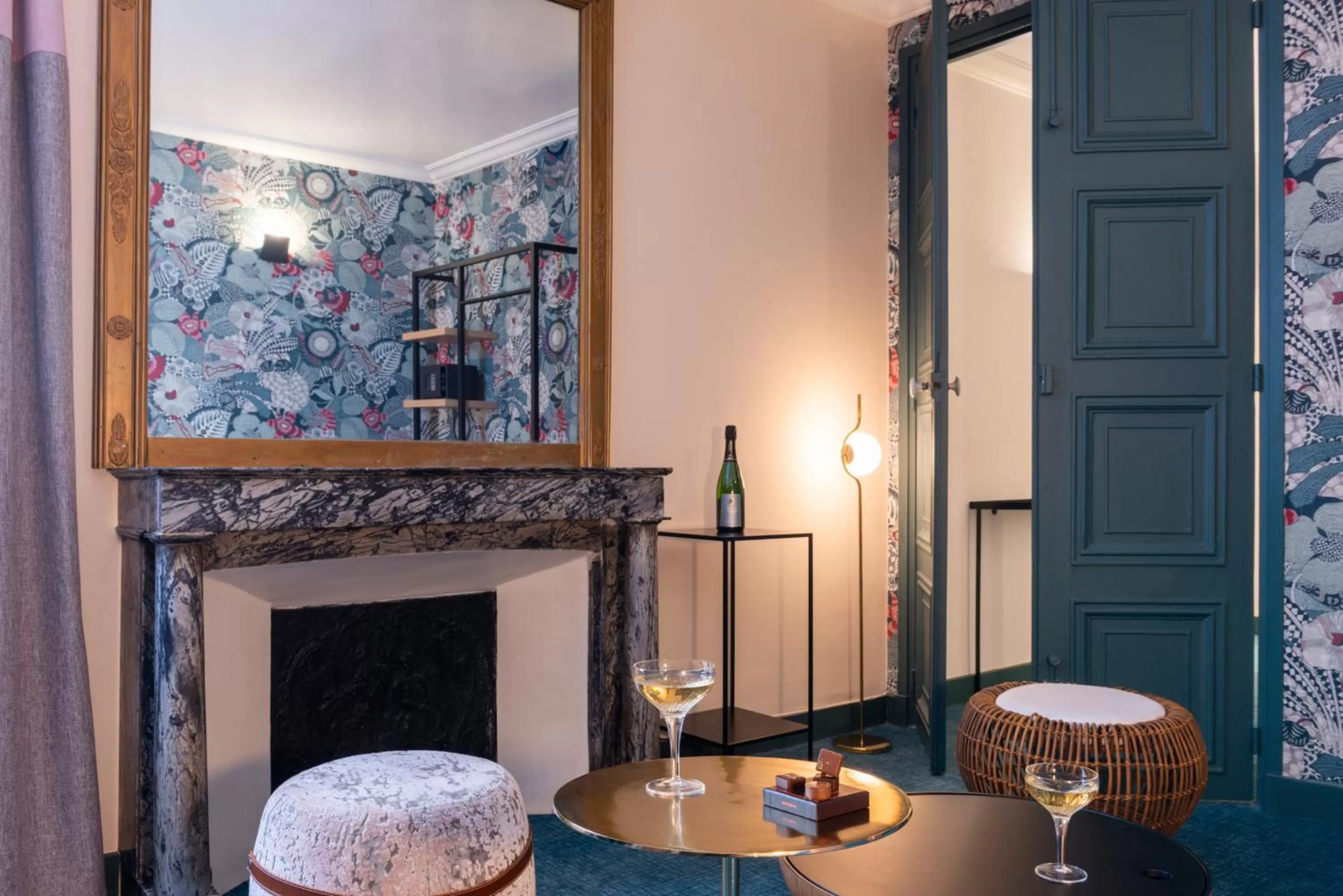 Living room in Leonardo Boutique Hotel Paris Opera