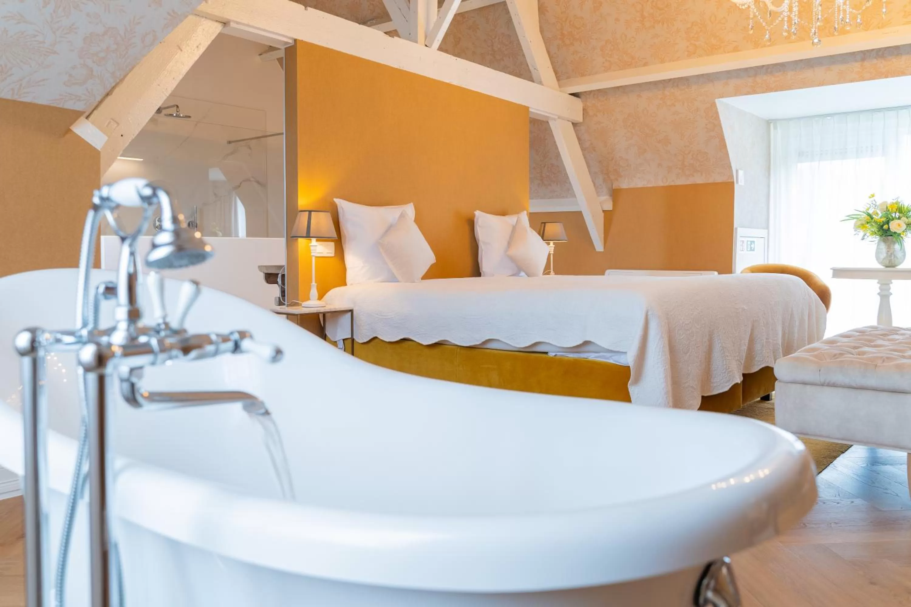 Photo of the whole room, Bed in Grand Hotel Normandy by CW Hotel Collection