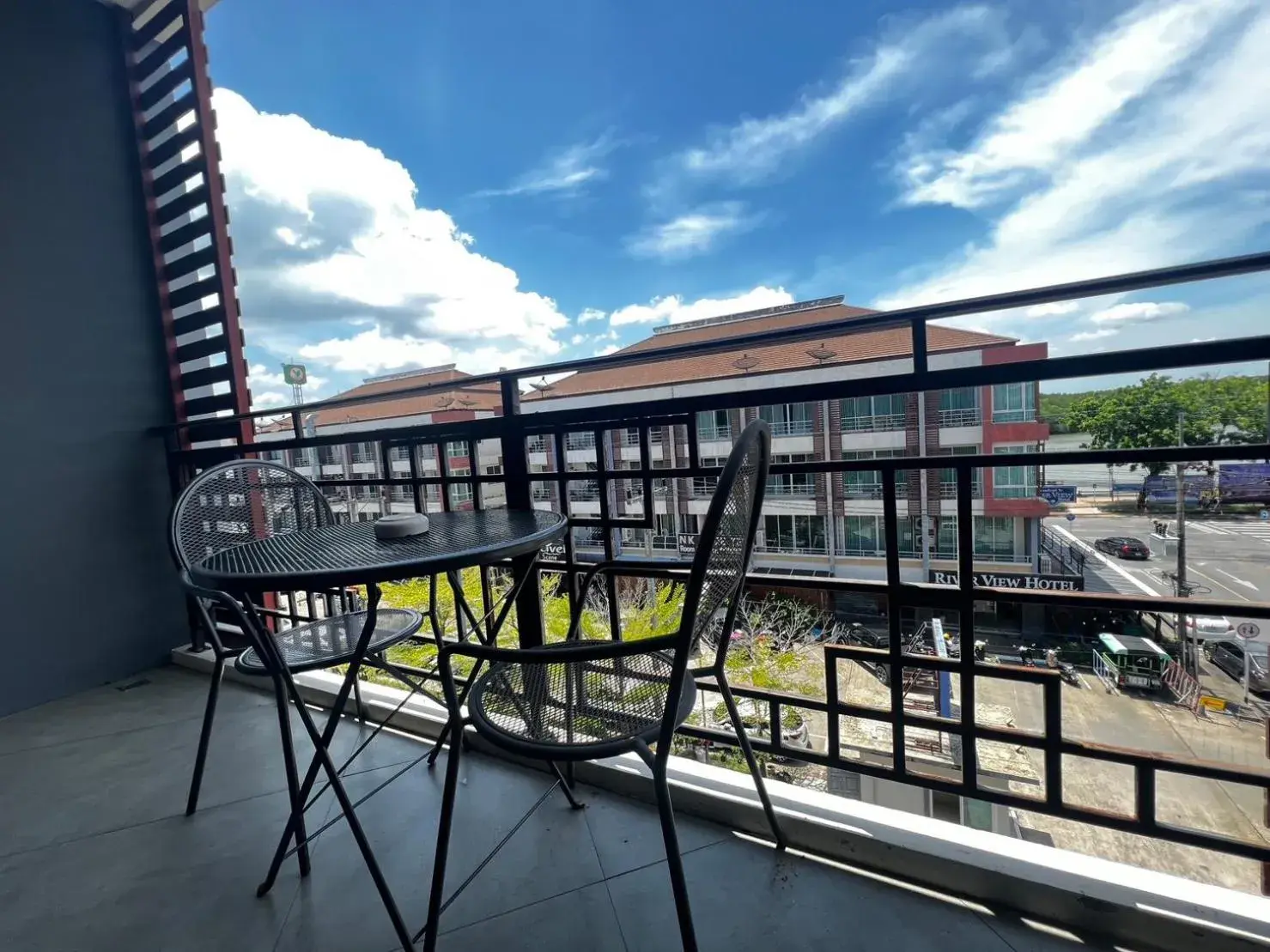 Patio, Balcony/Terrace in Srisawara Casa Hotel