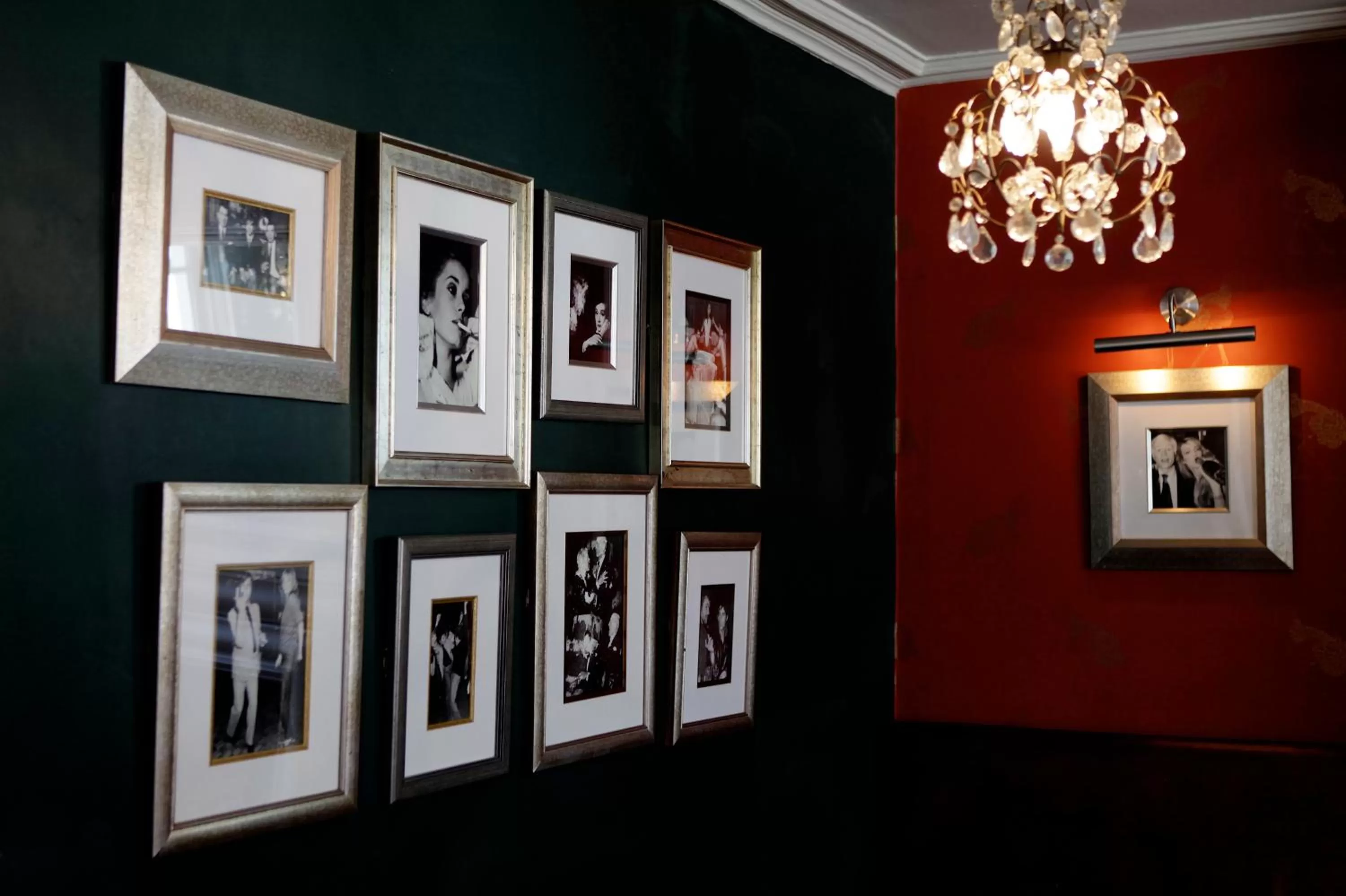 Decorative detail in The Rose and Crown