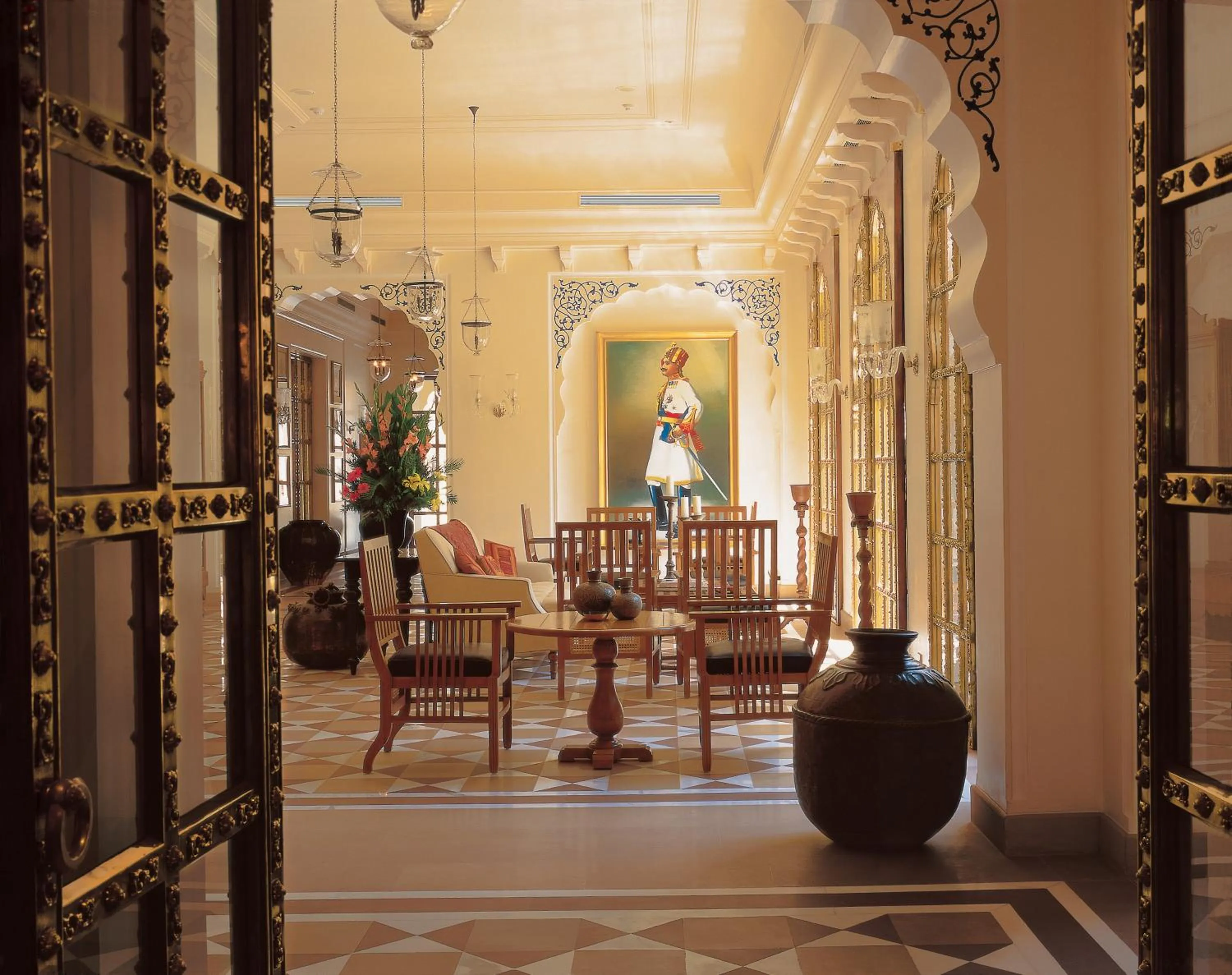Lounge or bar in The Oberoi Rajvilas Jaipur