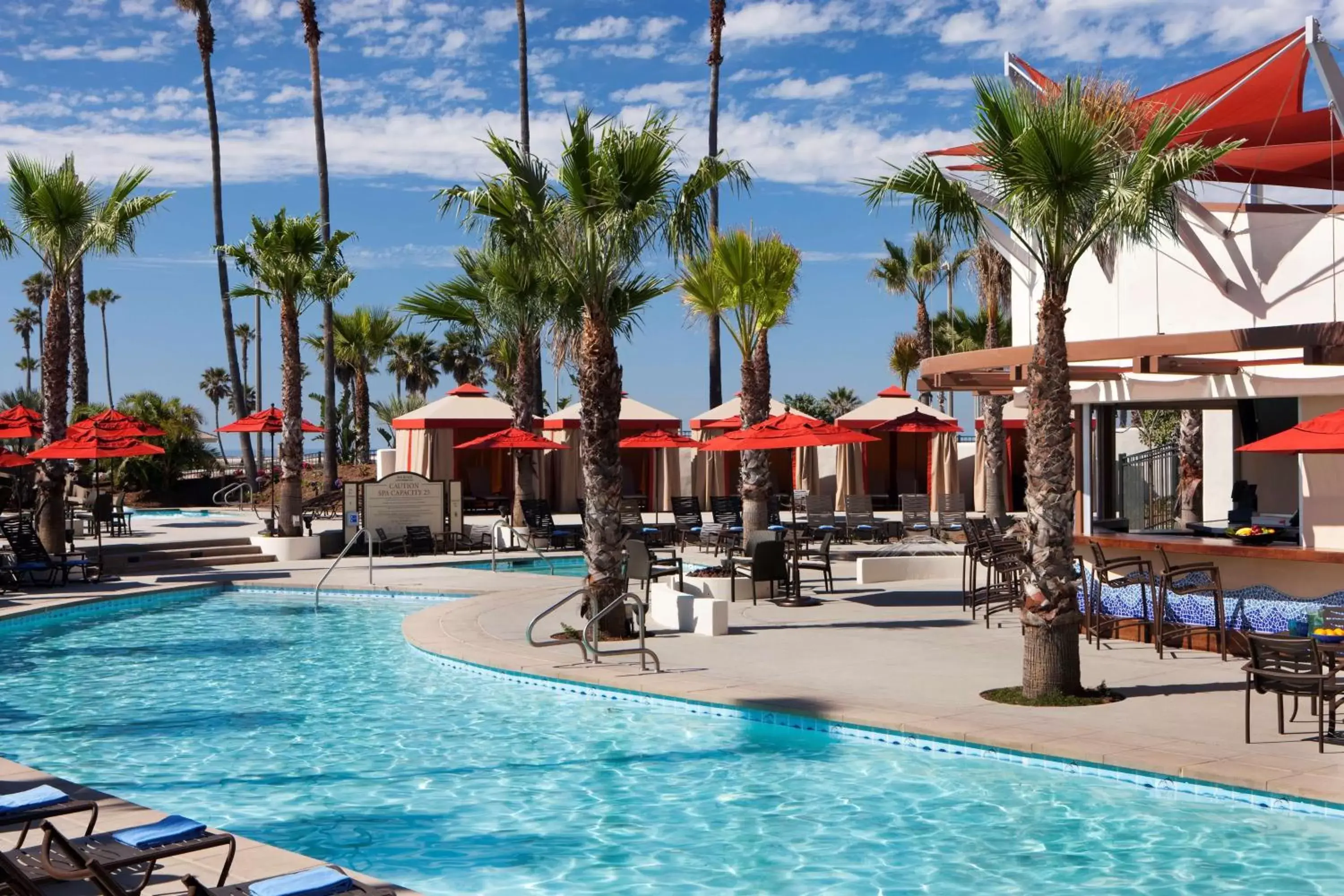 Swimming Pool in Hyatt Regency Huntington Beach Resort and Spa