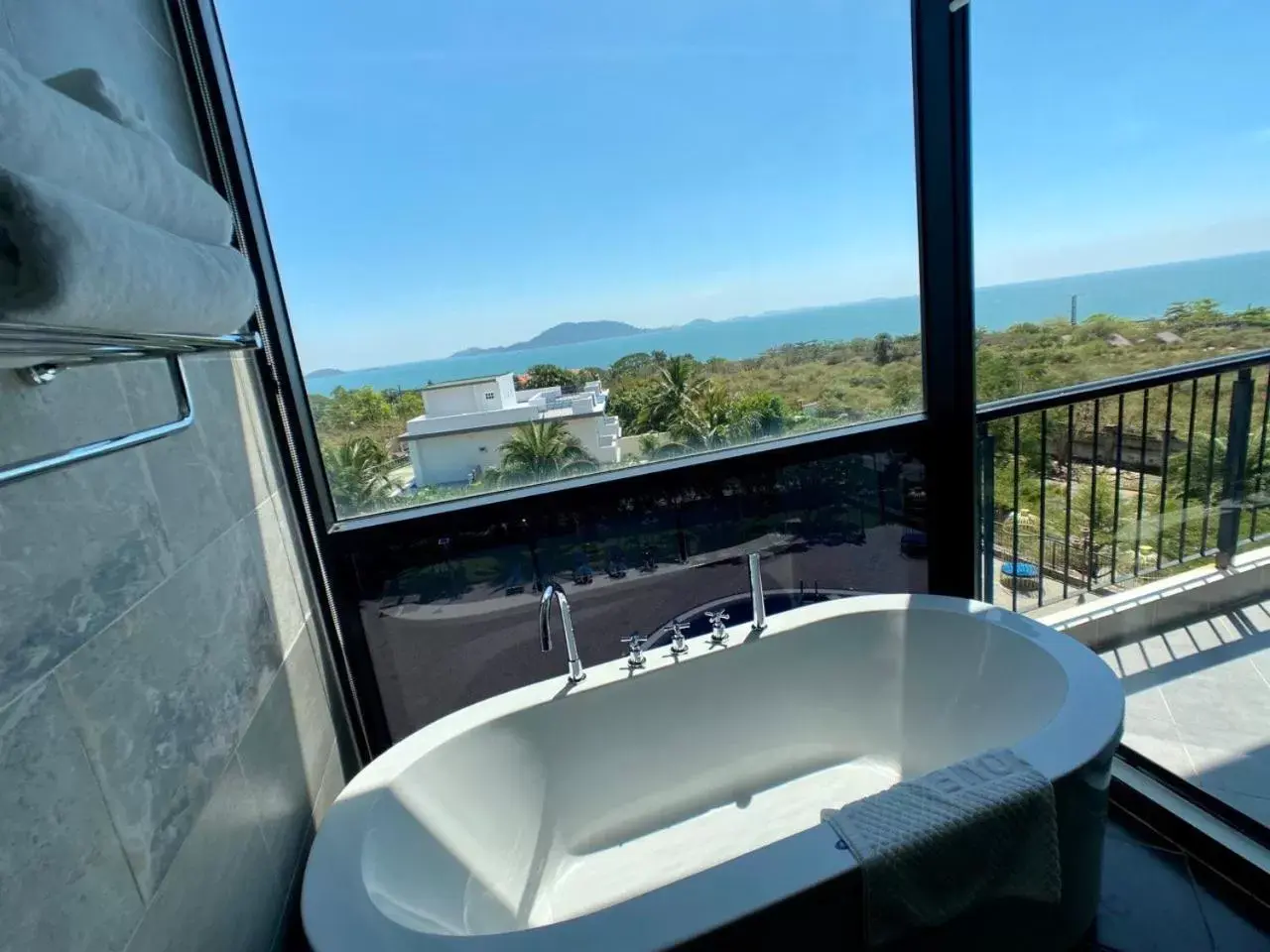 Sea view, Bathroom in KEP BAY HOTEL & RESORT