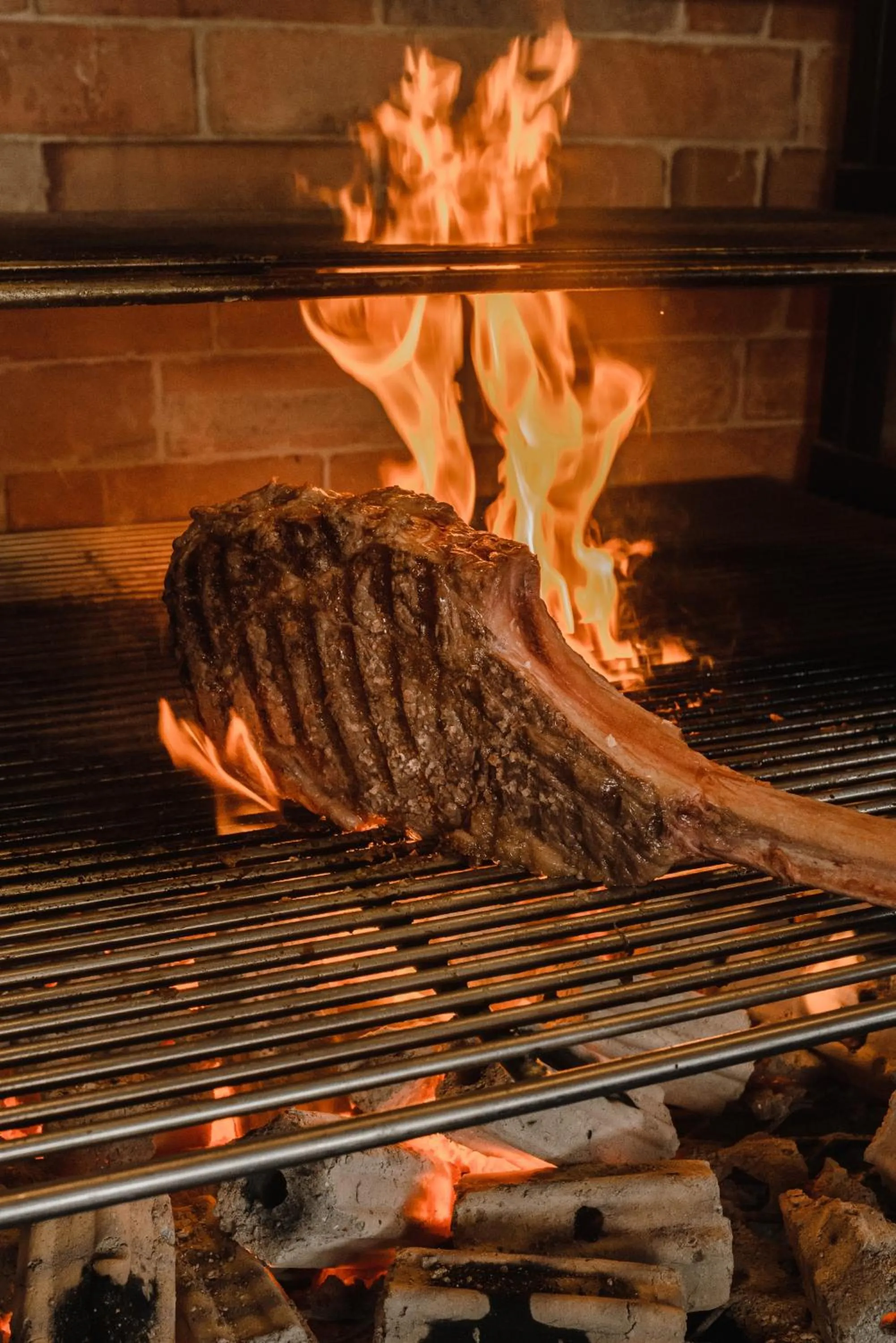 Restaurant/places to eat in Avista Hideaway Phuket Patong - MGallery