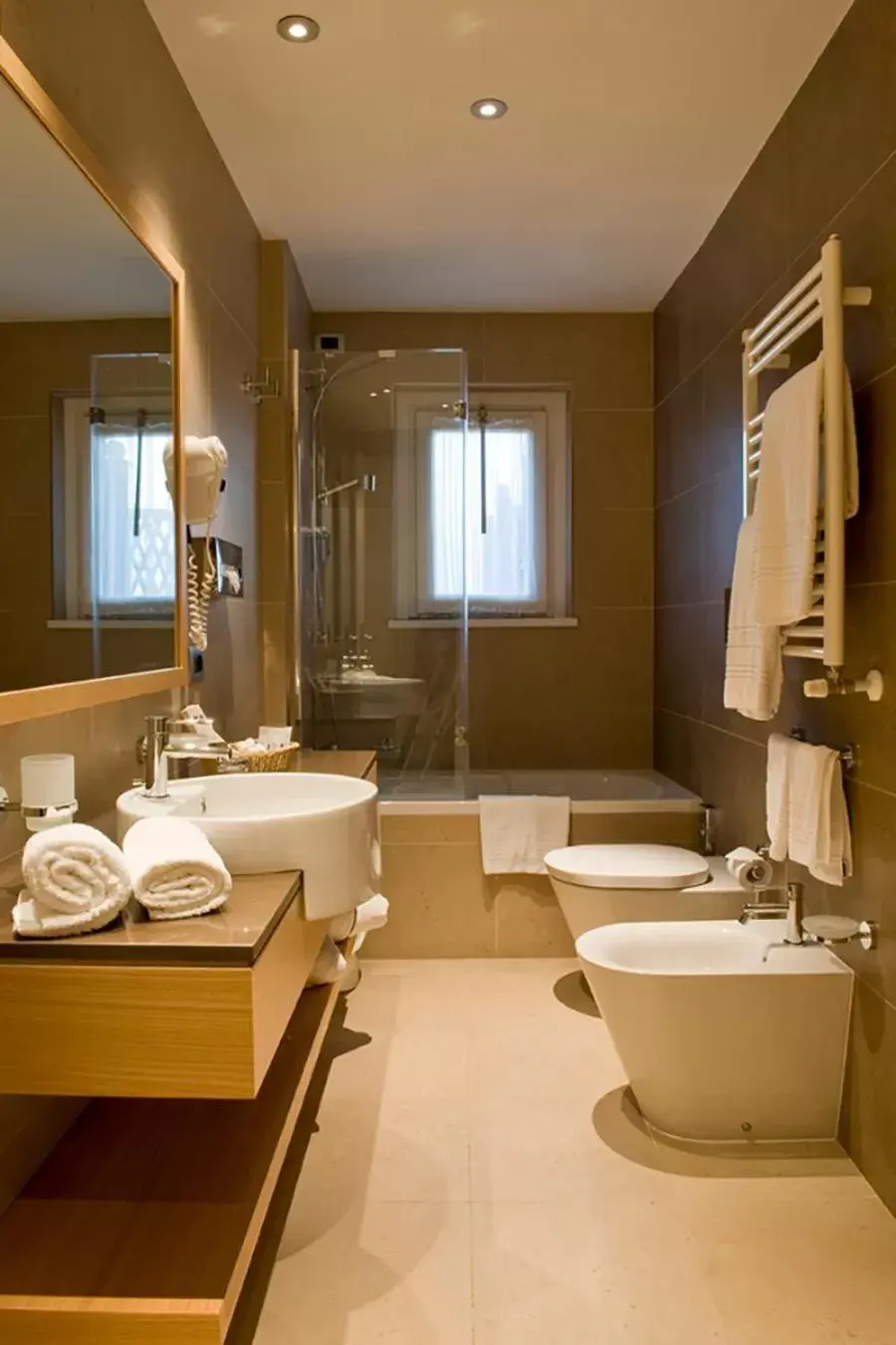 Bathroom in Hotel Sirmione