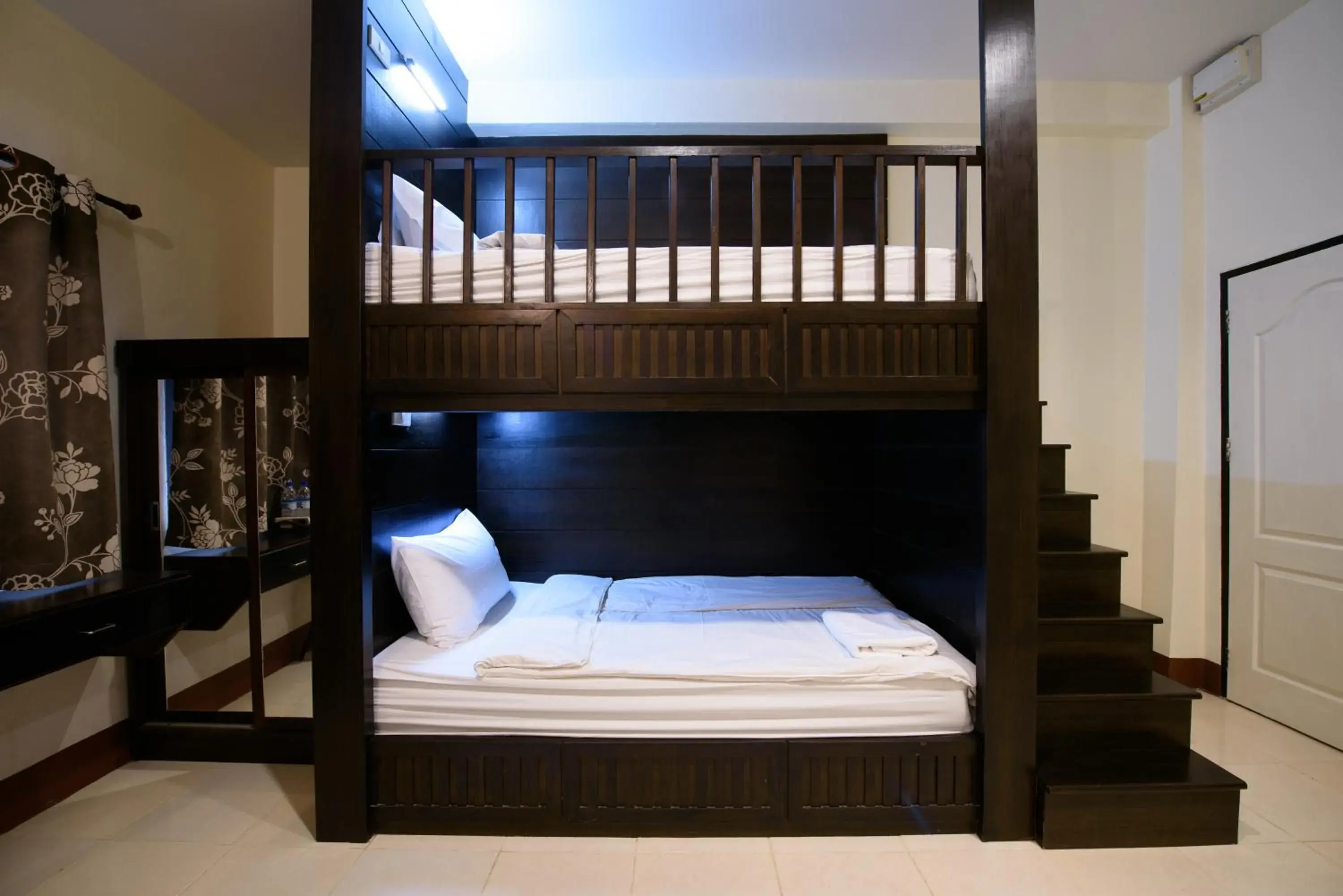 Bunk Bed in Chanaplace Lanna