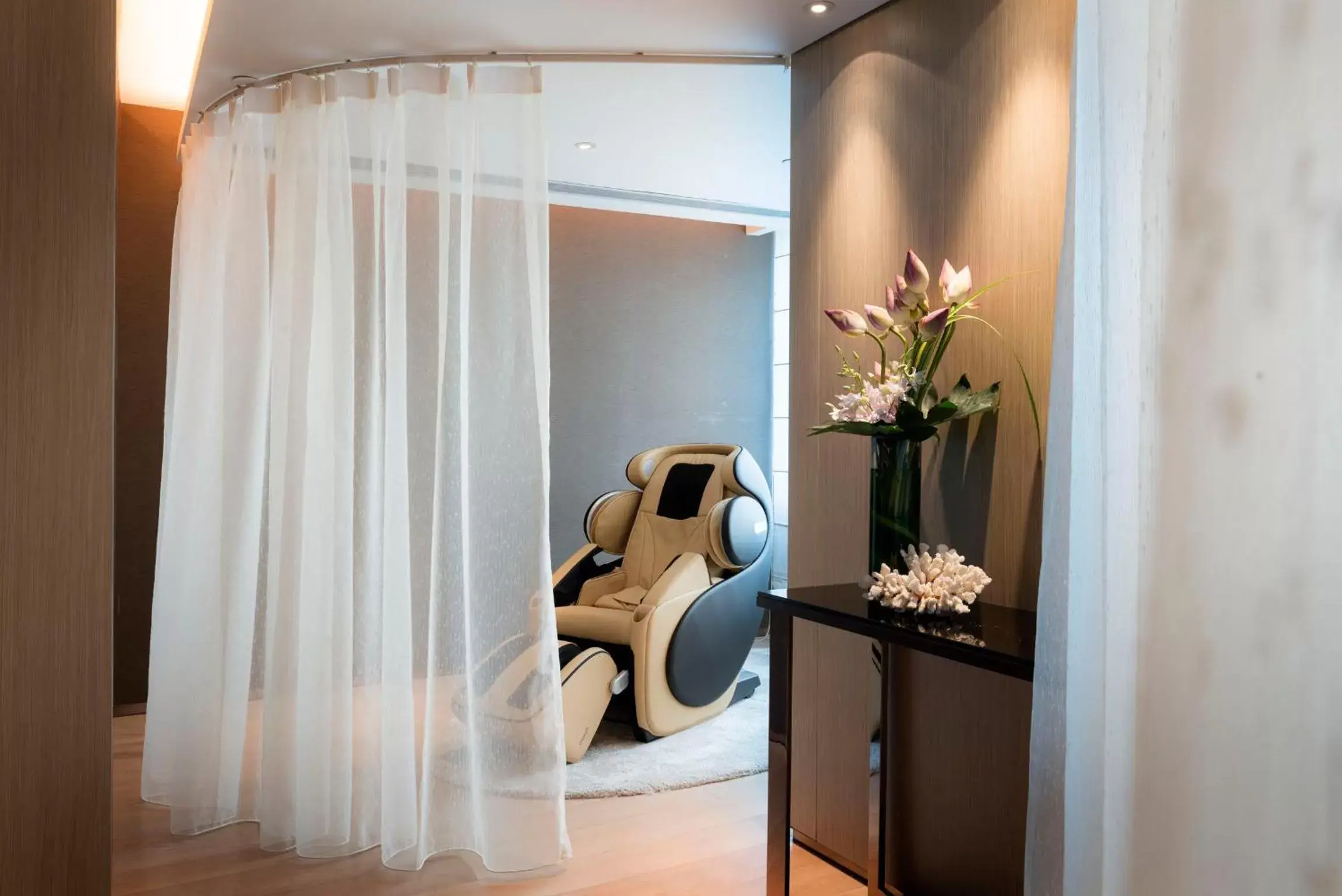 Spa and wellness centre/facilities, Fitness Center/Facilities in Fraser Suites Guangzhou