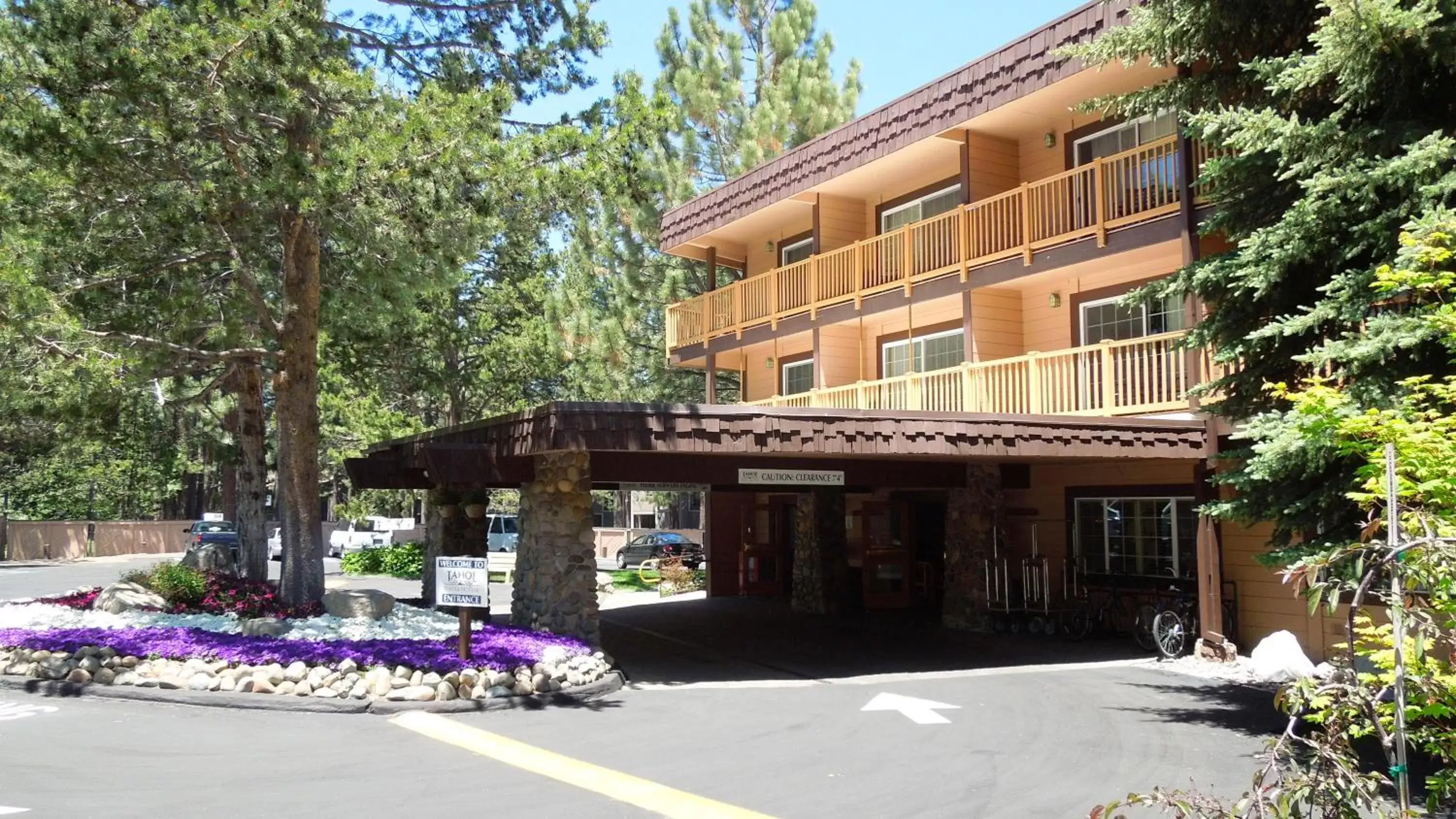 Facade/entrance, Property Building in The Tahoe Beach & Ski Club Owners Association