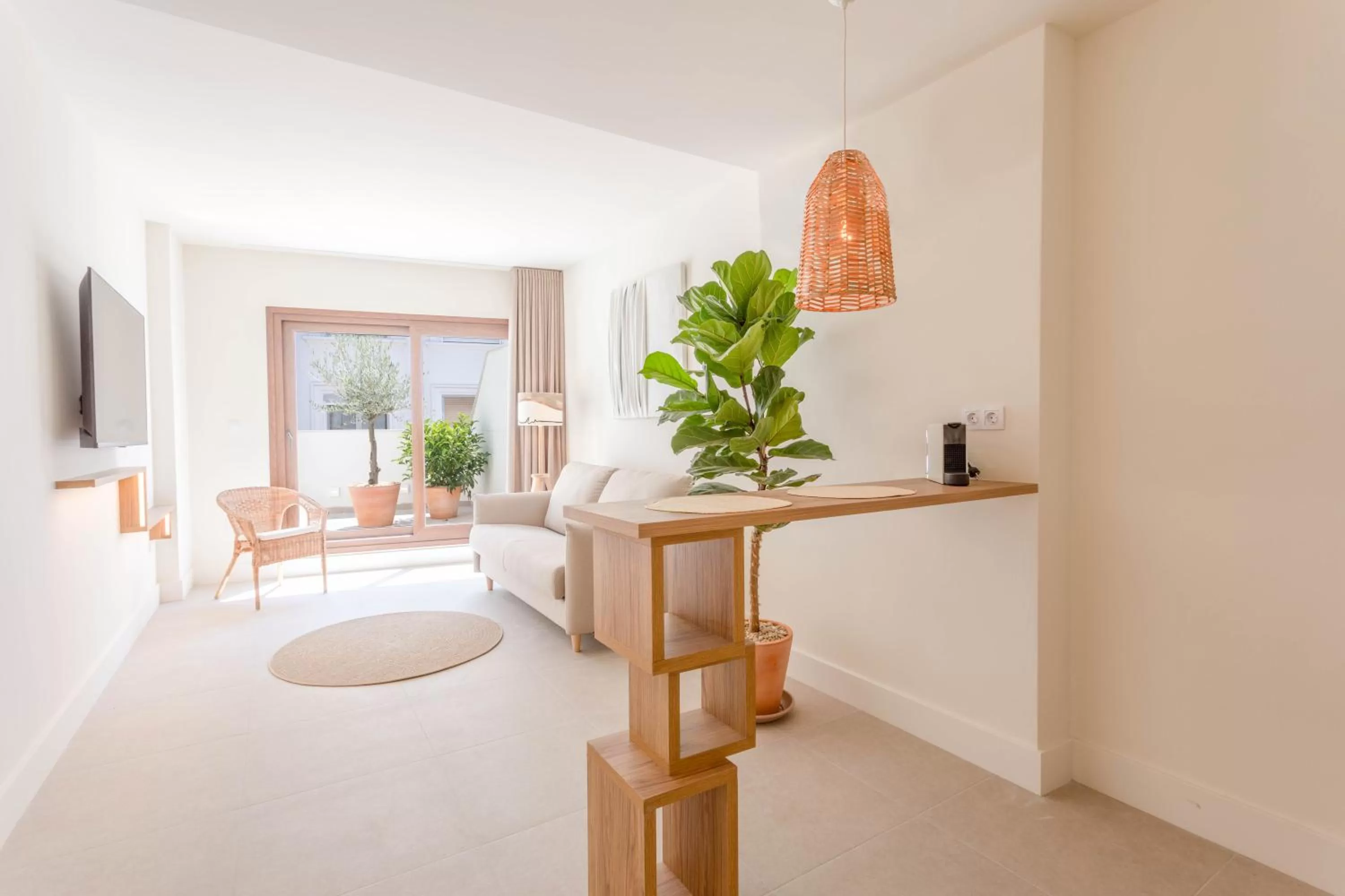 Seating Area in Reina Victoria Velázquez