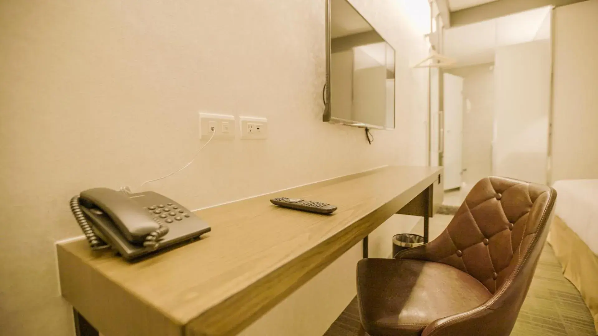 Quadruple Room with Shower in O2 Hotel Taipei Main Station Quadruple Room with Shower in O2 Hotel Taipei Main Station