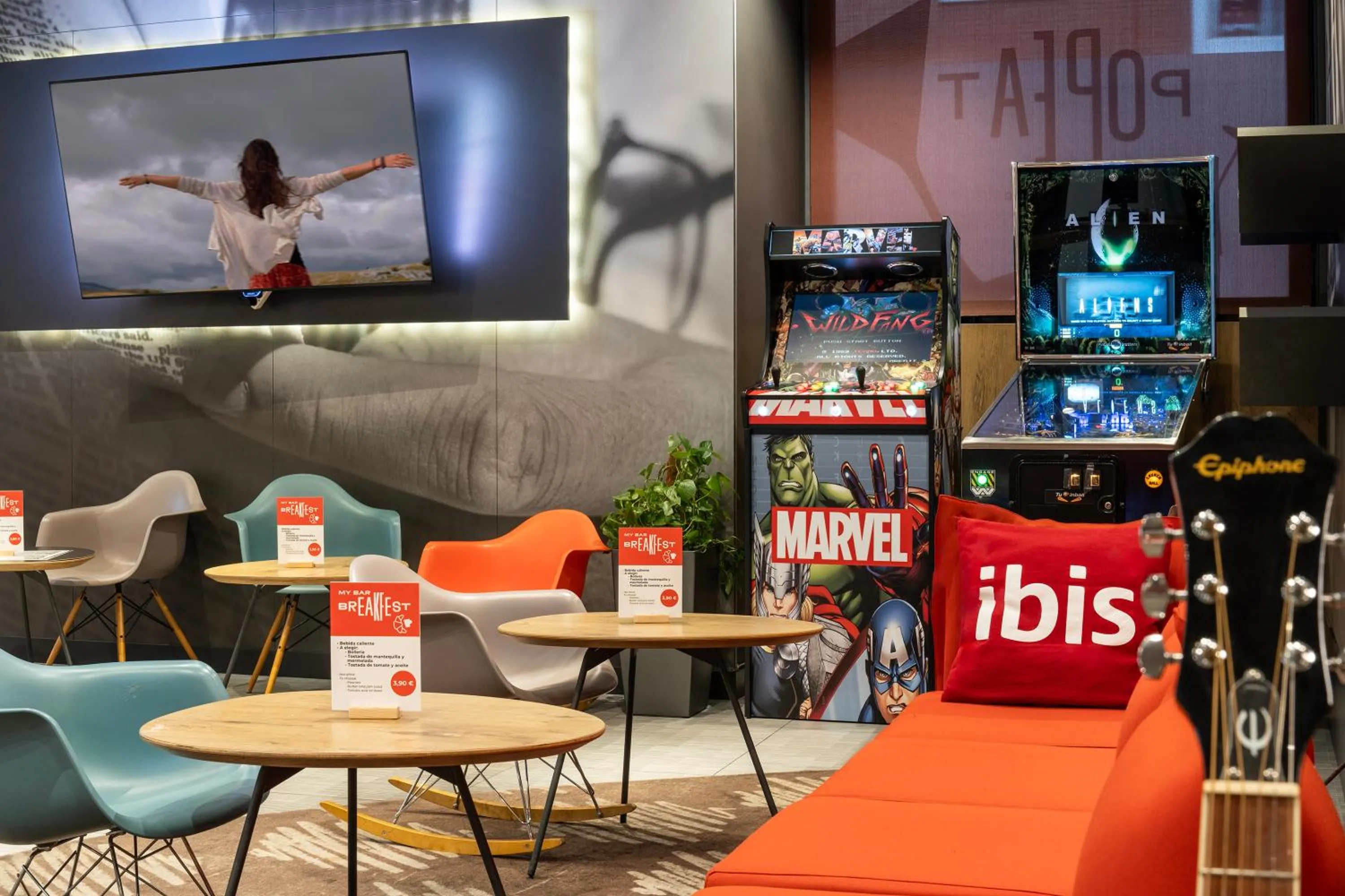 Restaurant/places to eat in Ibis Madrid Aeropuerto Barajas