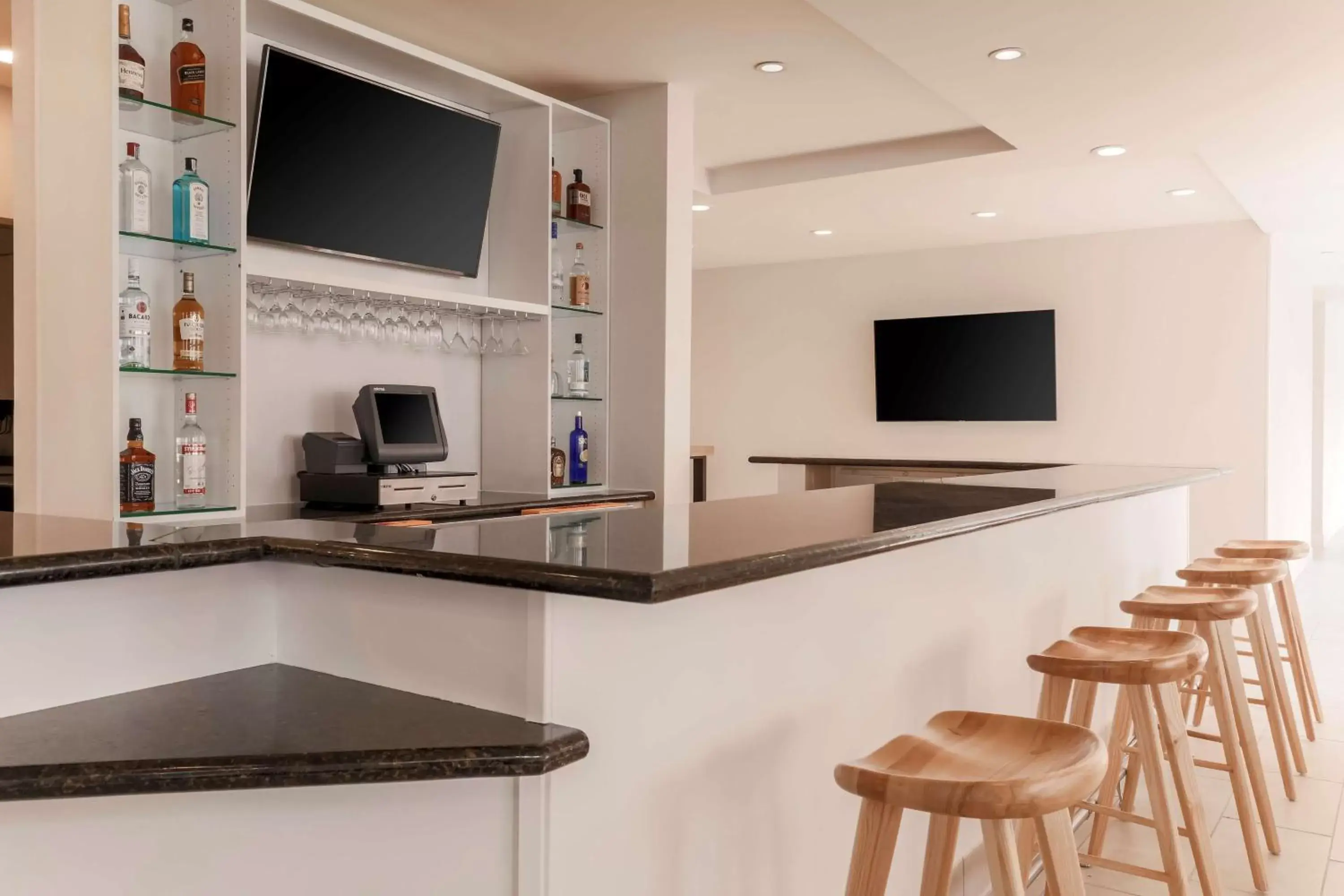 Lounge or bar in Hilton Garden Inn Reno Lounge or bar in Hilton Garden Inn Reno