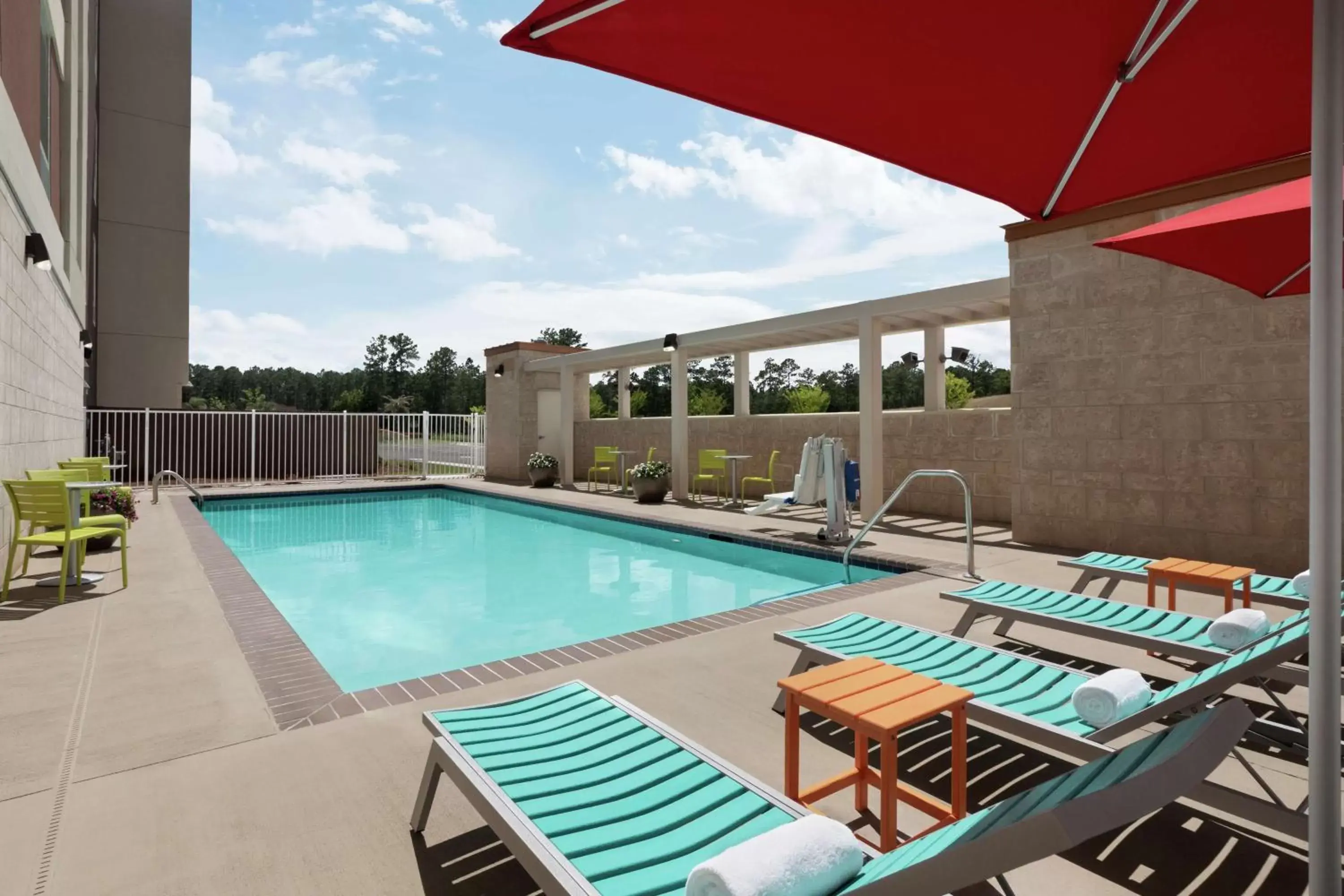 Pool view, Swimming Pool in Home2 Suites By Hilton Savannah Airport