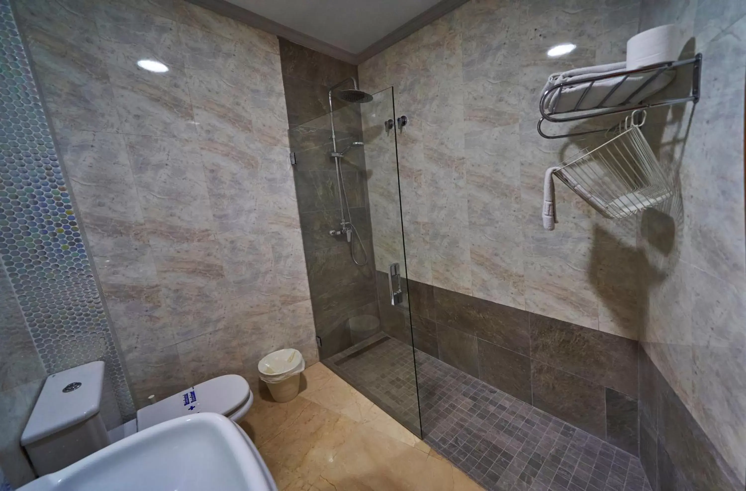 Bathroom in Hotel Bajamar Centro