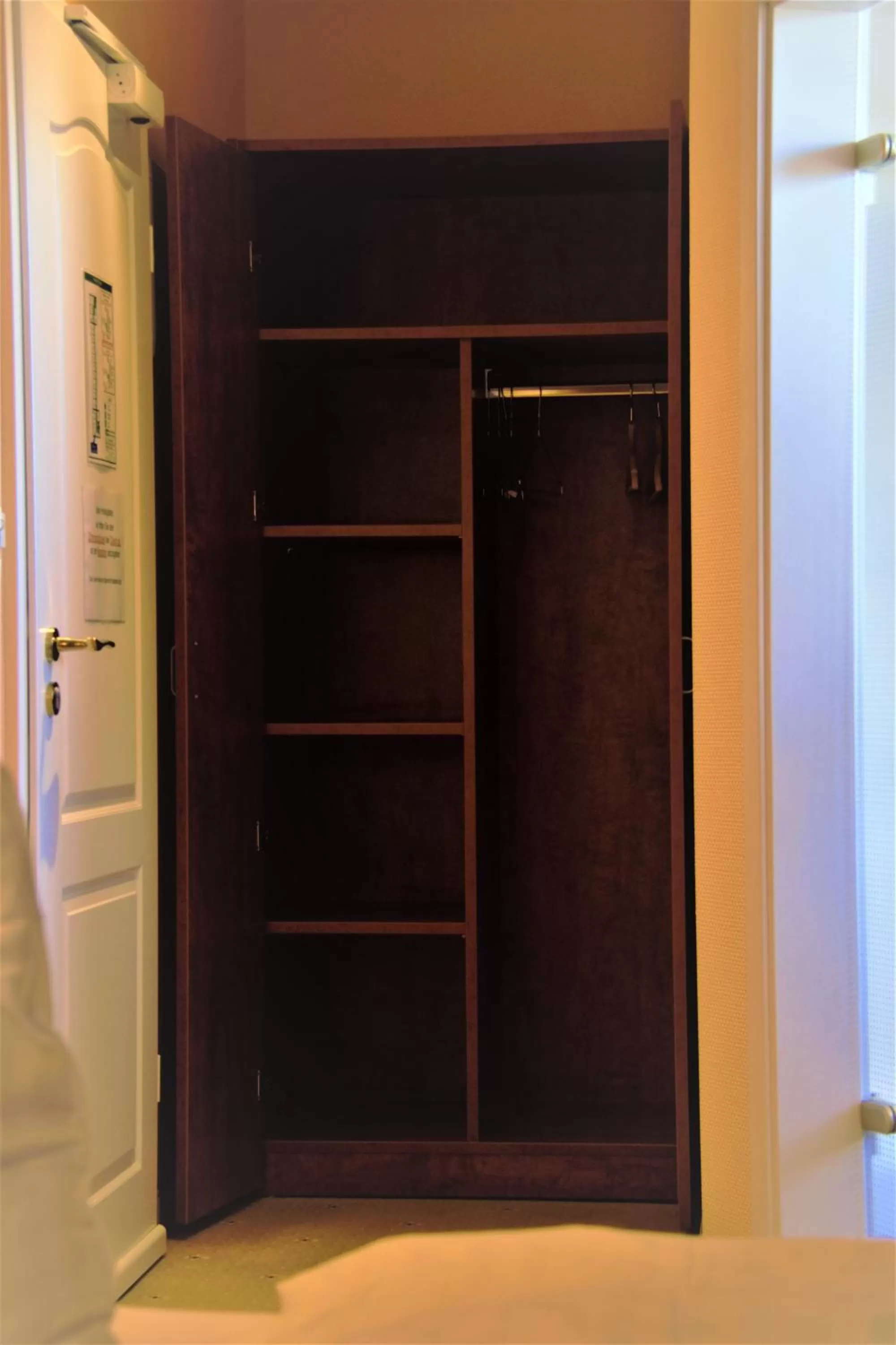 Staff in Hotel am Bahnhof