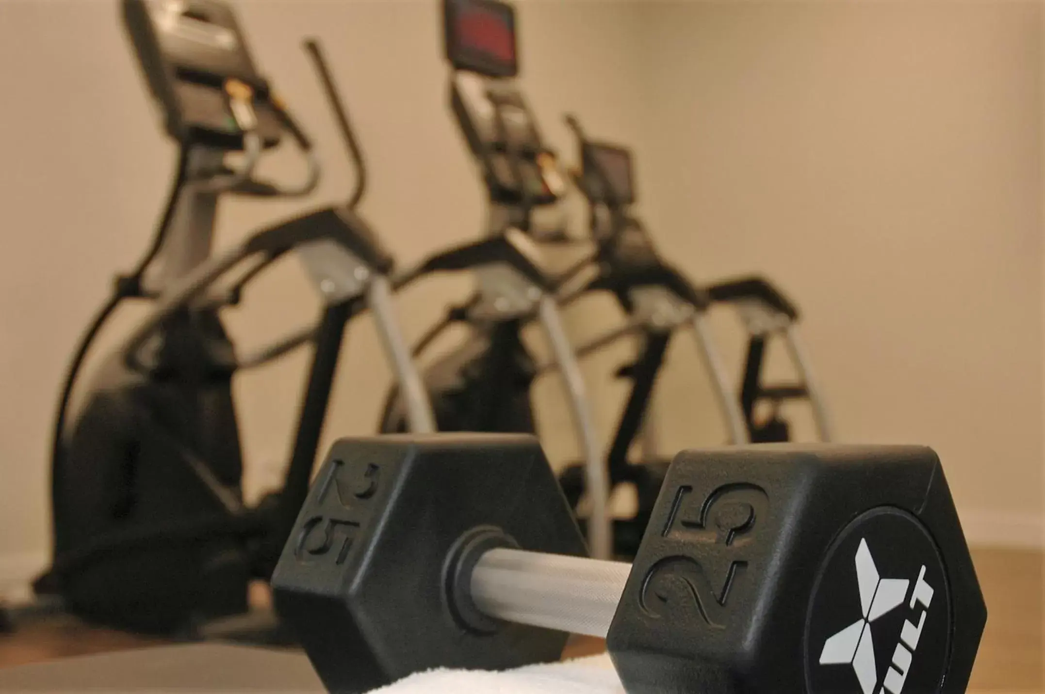 Fitness centre/facilities, Fitness Center/Facilities in Holiday Inn Express & Suites - Edmonton SW – Windermere, an IHG Hotel