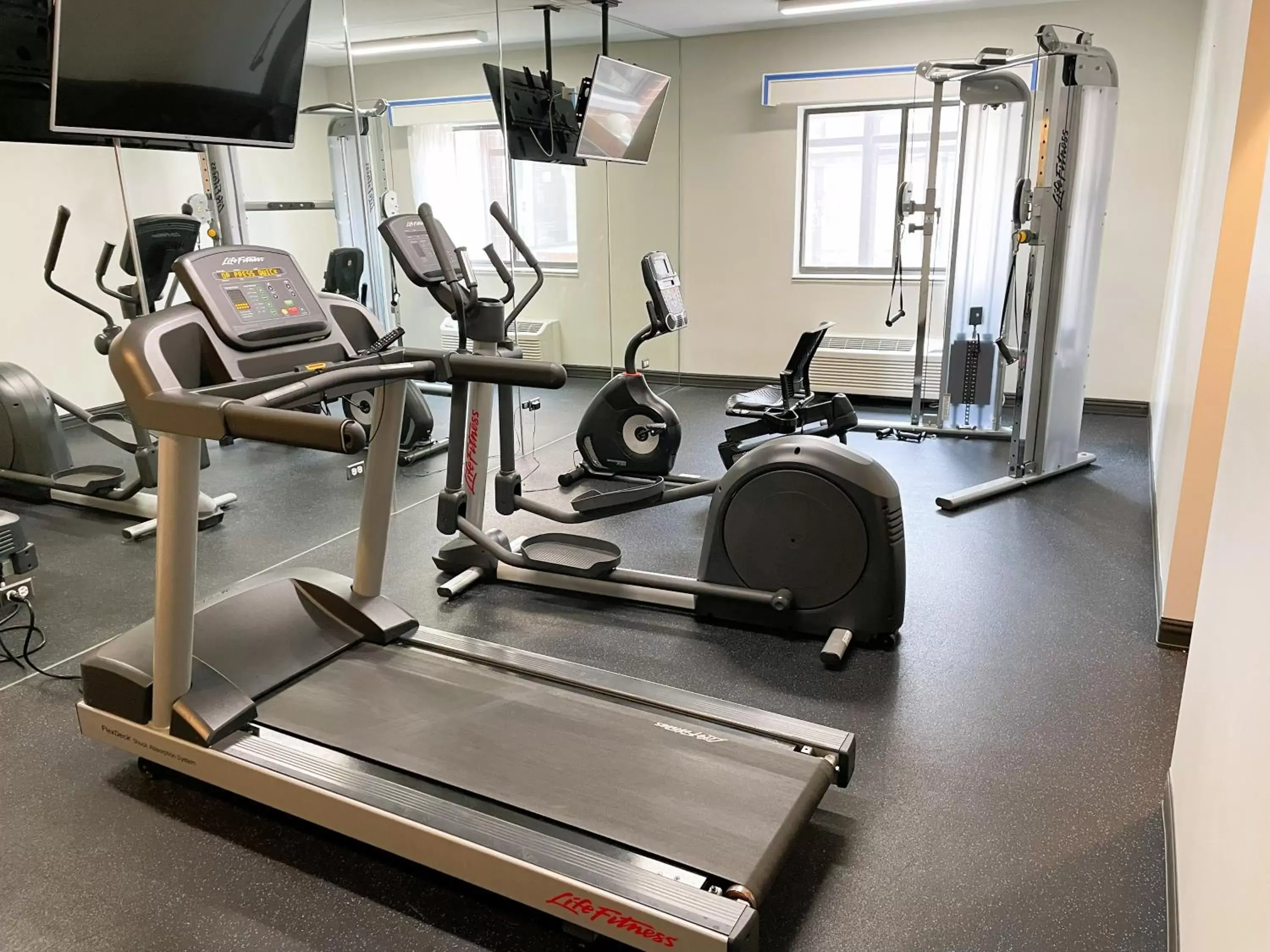 Fitness centre/facilities, Fitness Center/Facilities in Comfort Inn & Suites Mundelein-Vernon Hills