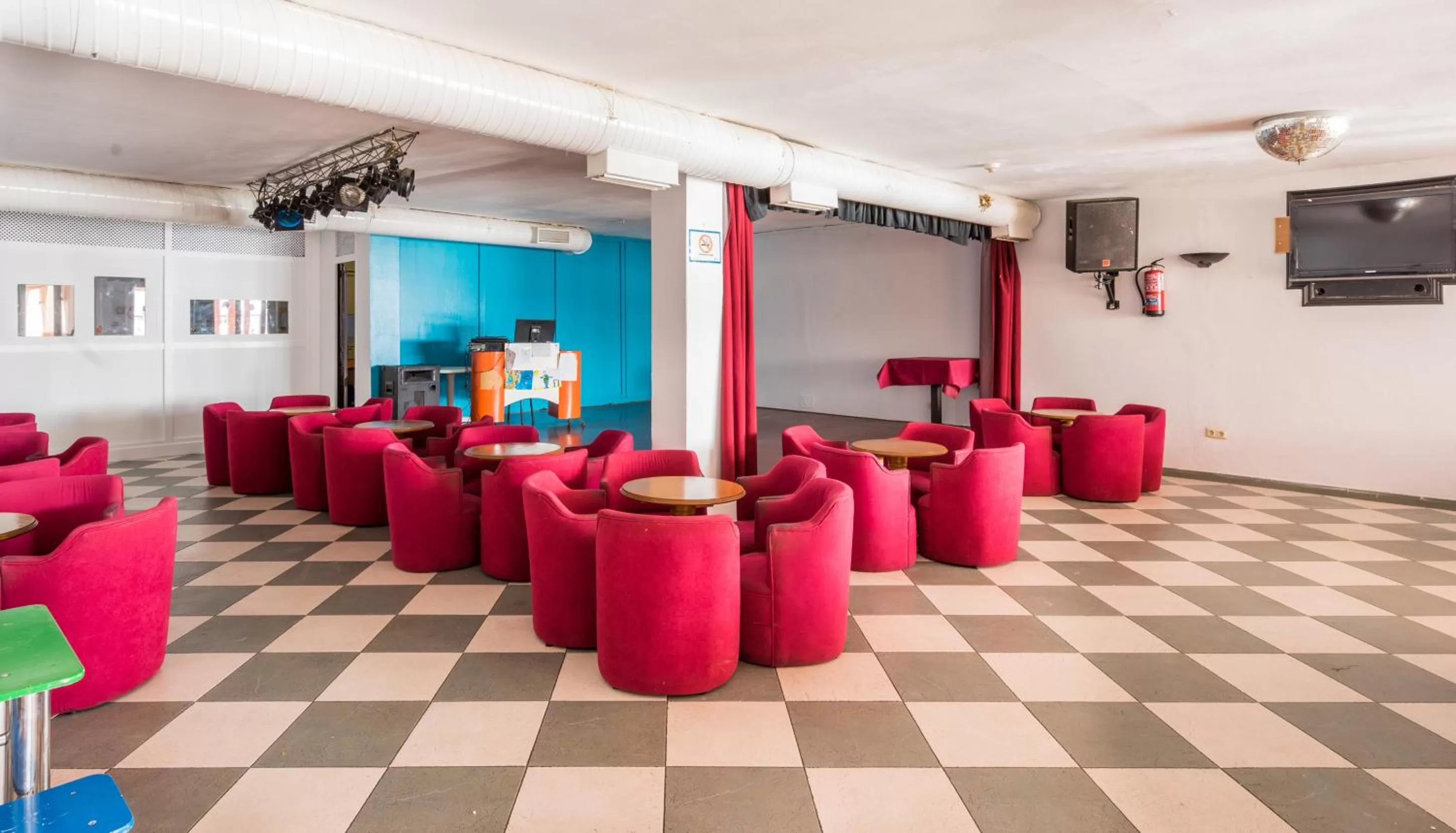 Lounge or bar in BLUESEA Hotel Los Fiscos