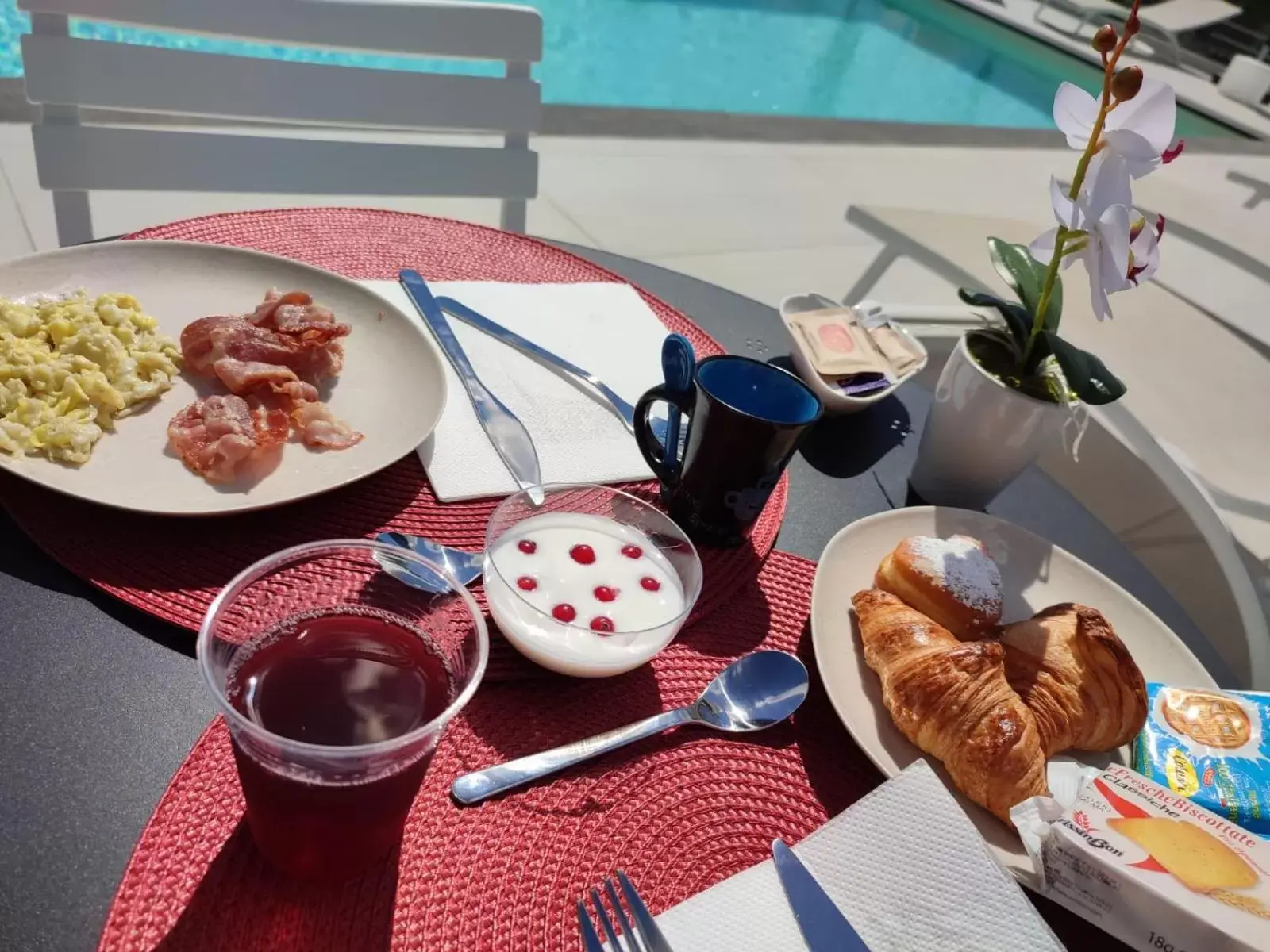 Continental breakfast, Breakfast in Divina Perla