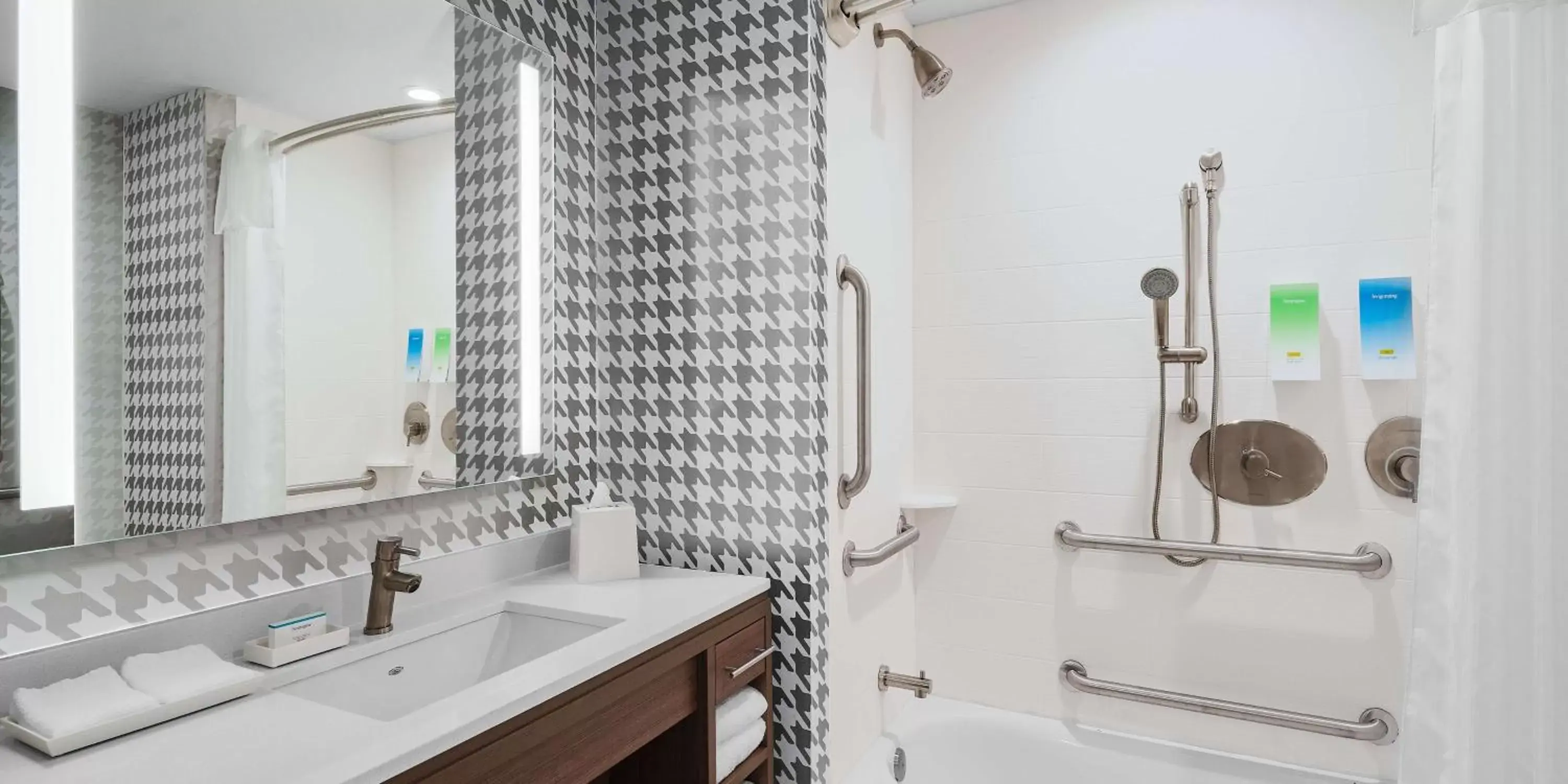 Bathroom in Home2 Suites by Hilton Ocean City Bayside