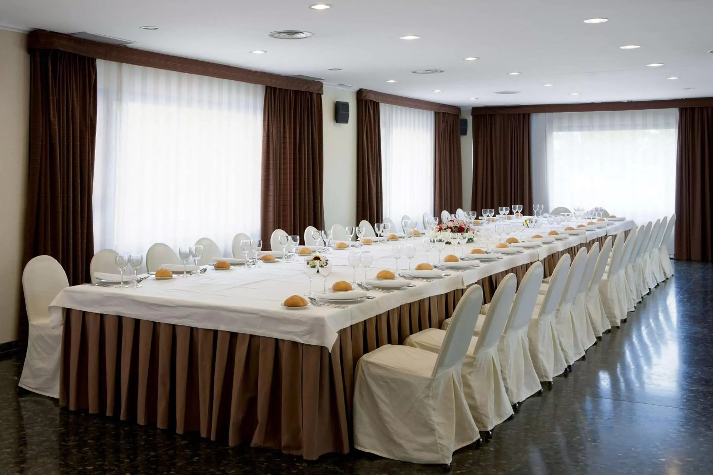 Meeting/conference room in NH Ciudad de Cuenca