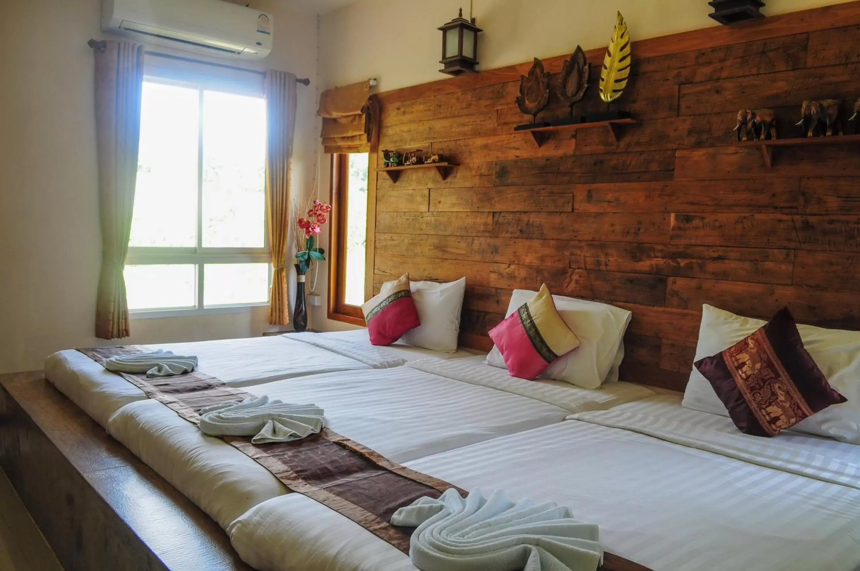 Bedroom, Bed in Pai Iyara Resort