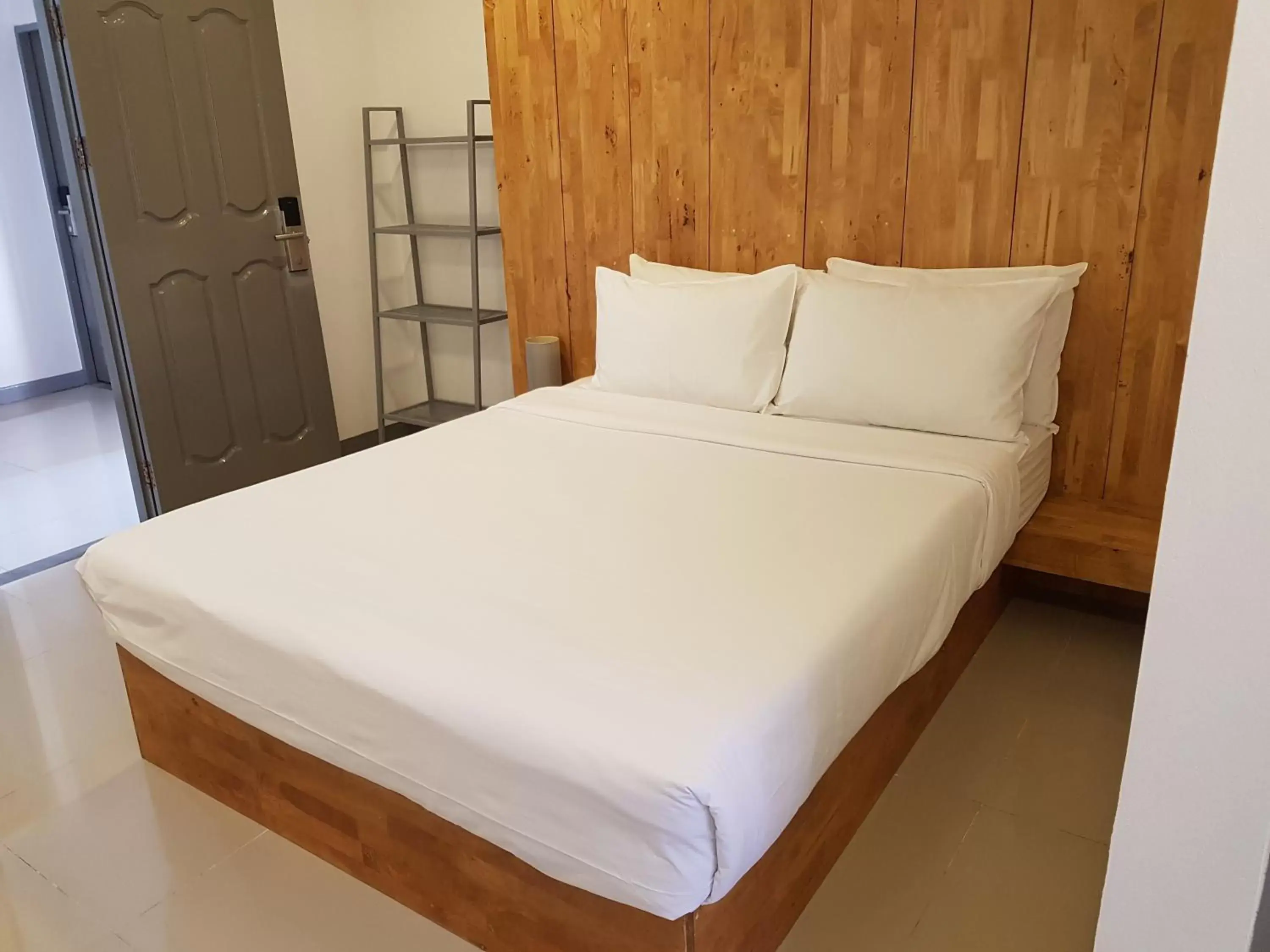 Bed in Loyy Hotel Bed in Loyy Hotel