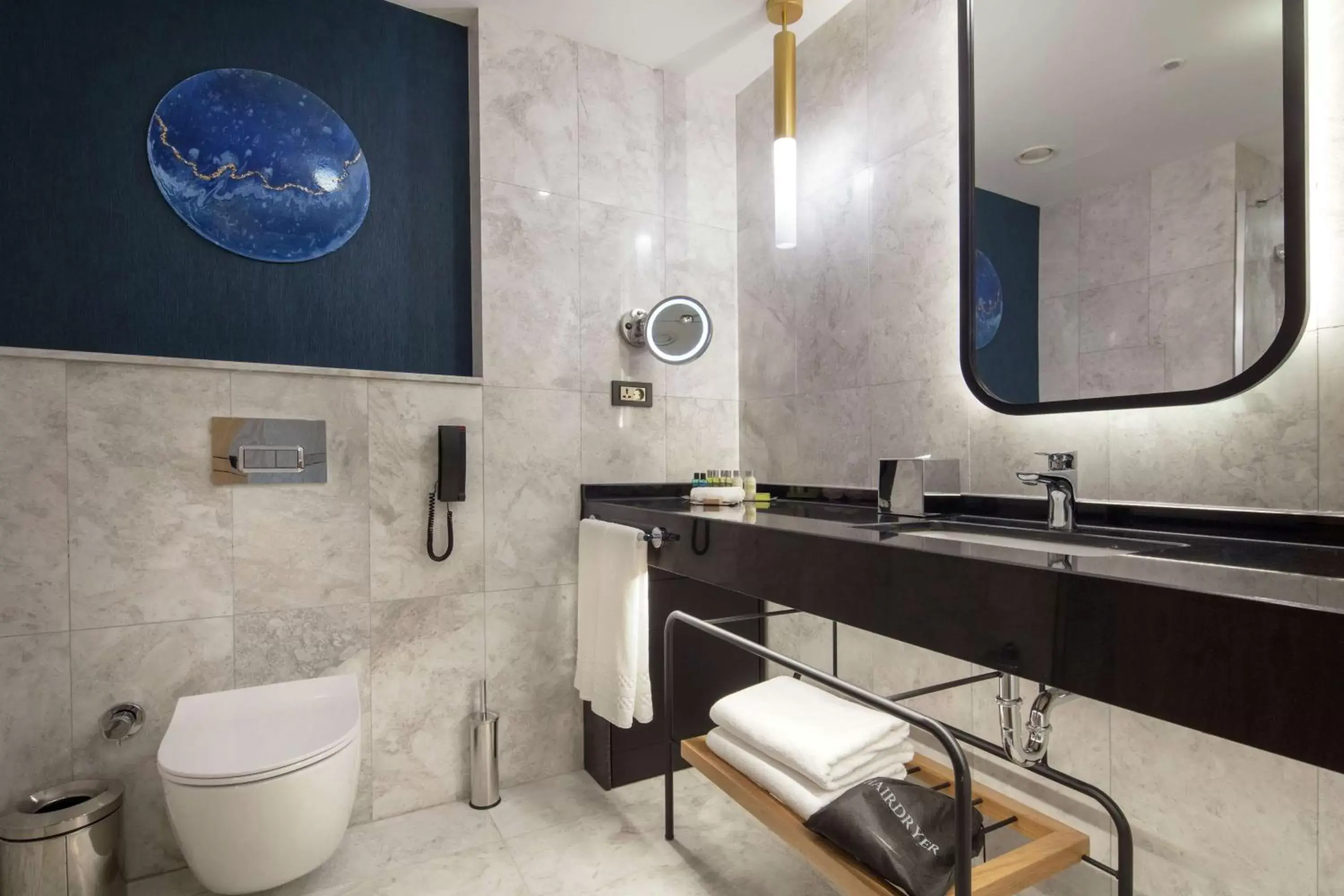 Bathroom in Doubletree By Hilton Afyonkarahisar