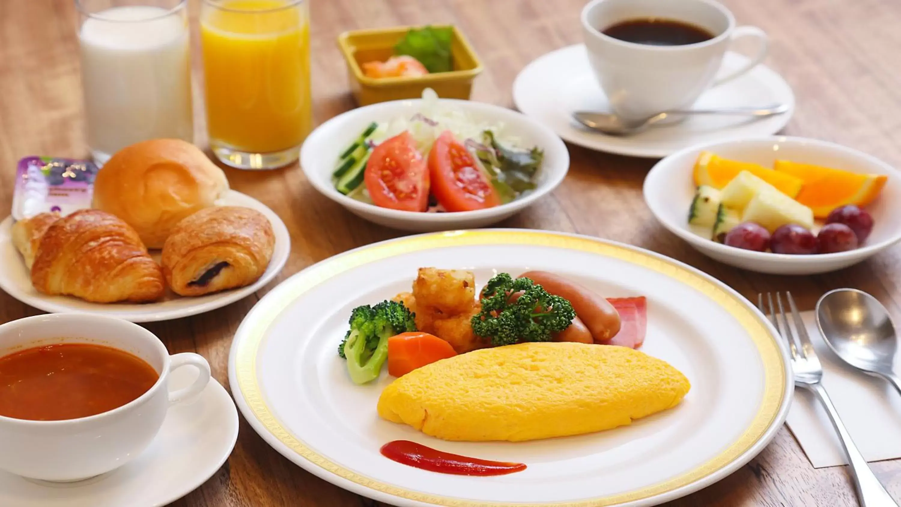 Breakfast in ANA Holiday Inn Sendai, an IHG Hotel