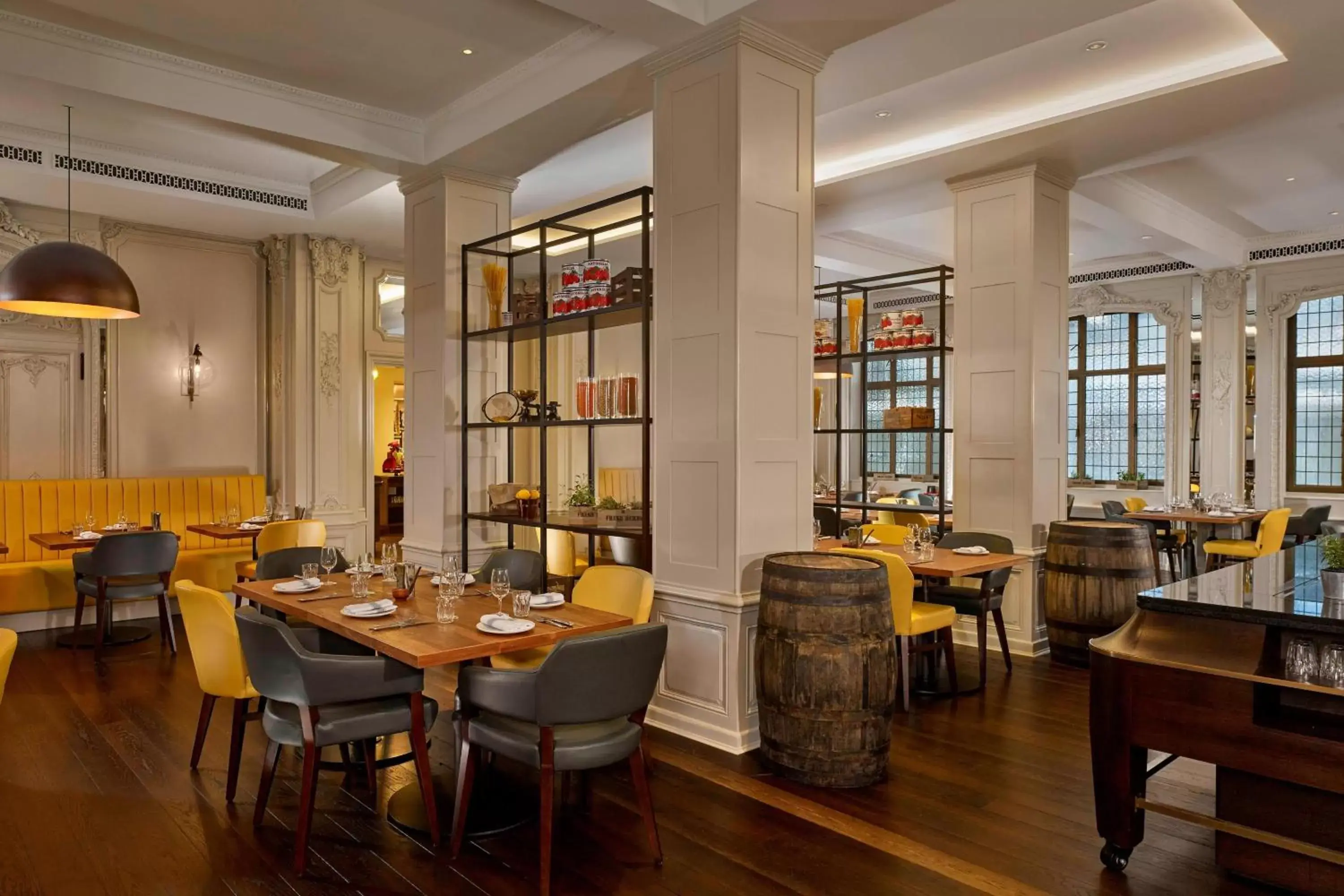 Restaurant/Places to Eat in Sheraton Grand London Park Lane