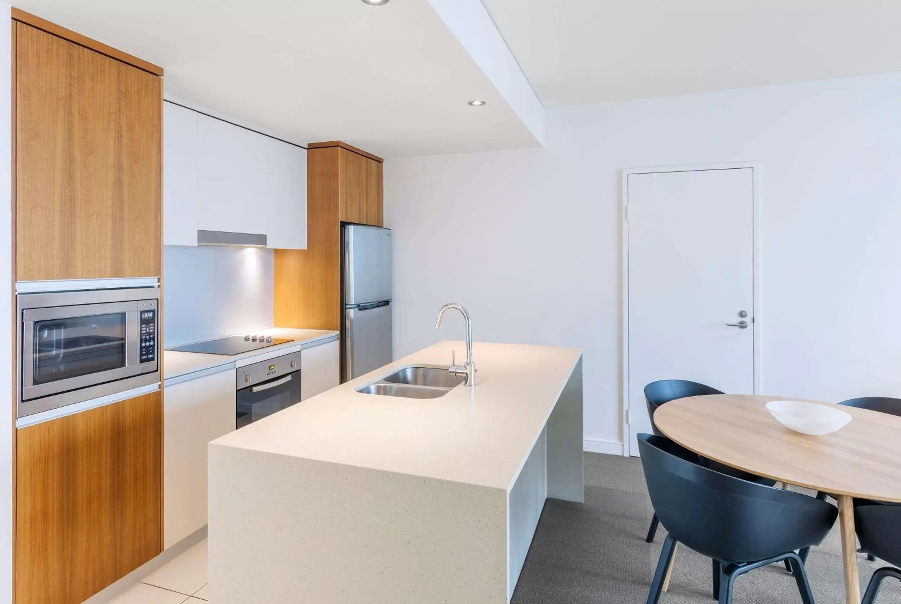 Photo of the whole room in Wyndham Resort Surfers Paradise Photo of the whole room in Wyndham Resort Surfers Paradise