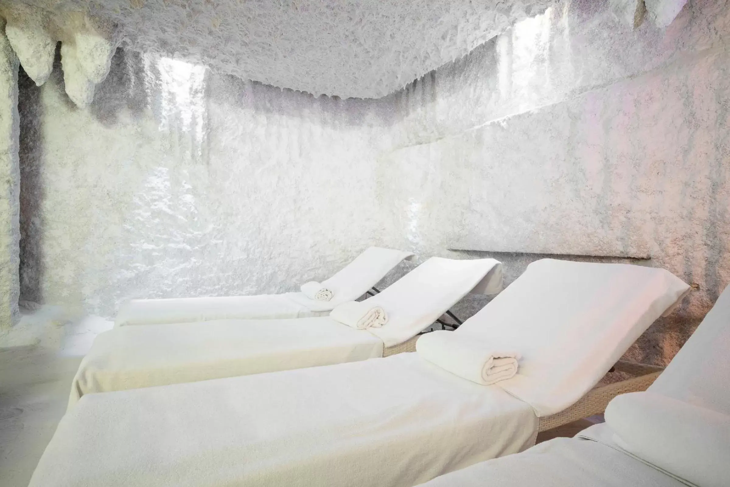 Spa and wellness centre/facilities, Bed in Baltic Beach Hotel & SPA Spa and wellness centre/facilities, Bed in Baltic Beach Hotel & SPA