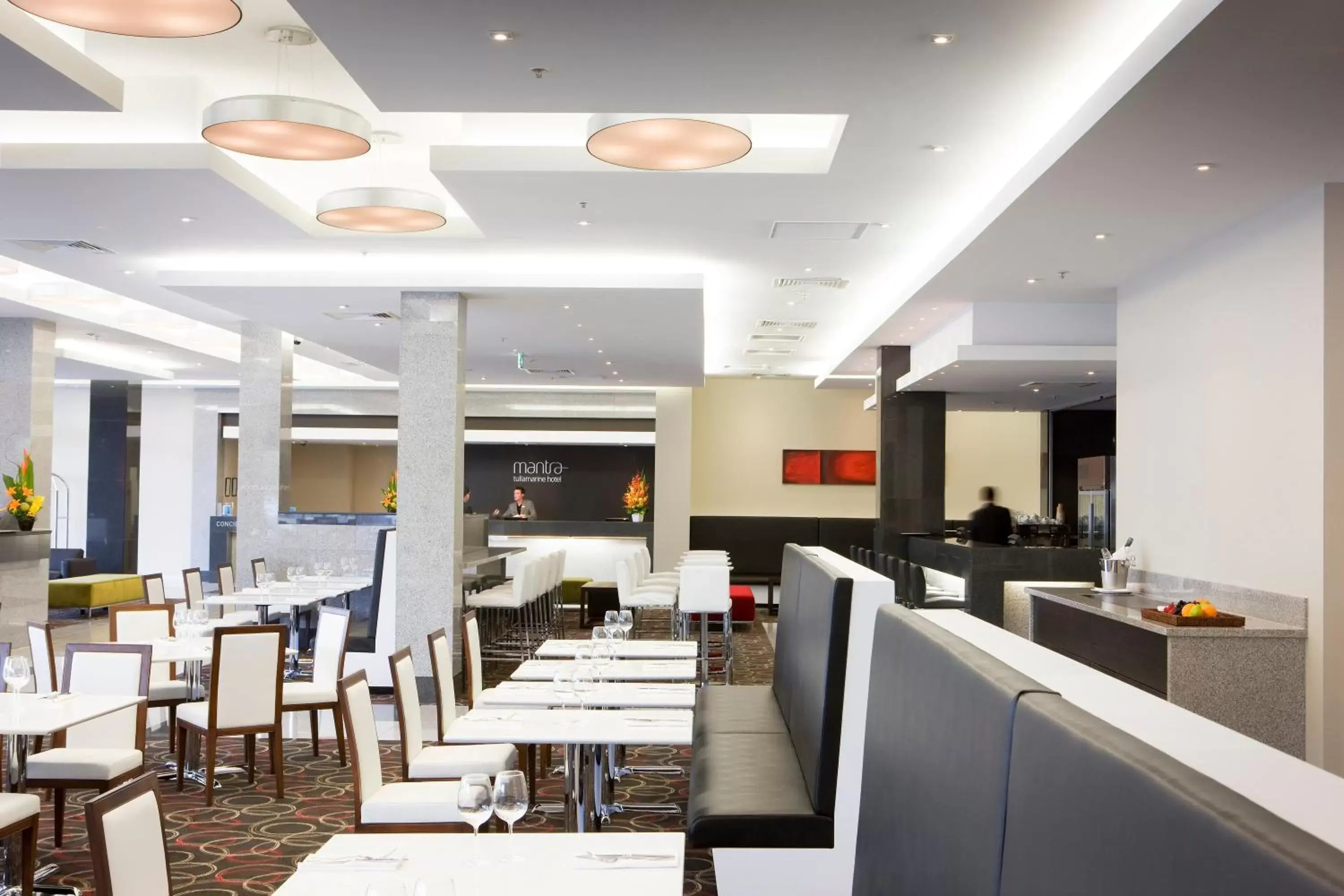 Restaurant/Places to Eat in Mantra Melbourne Airport