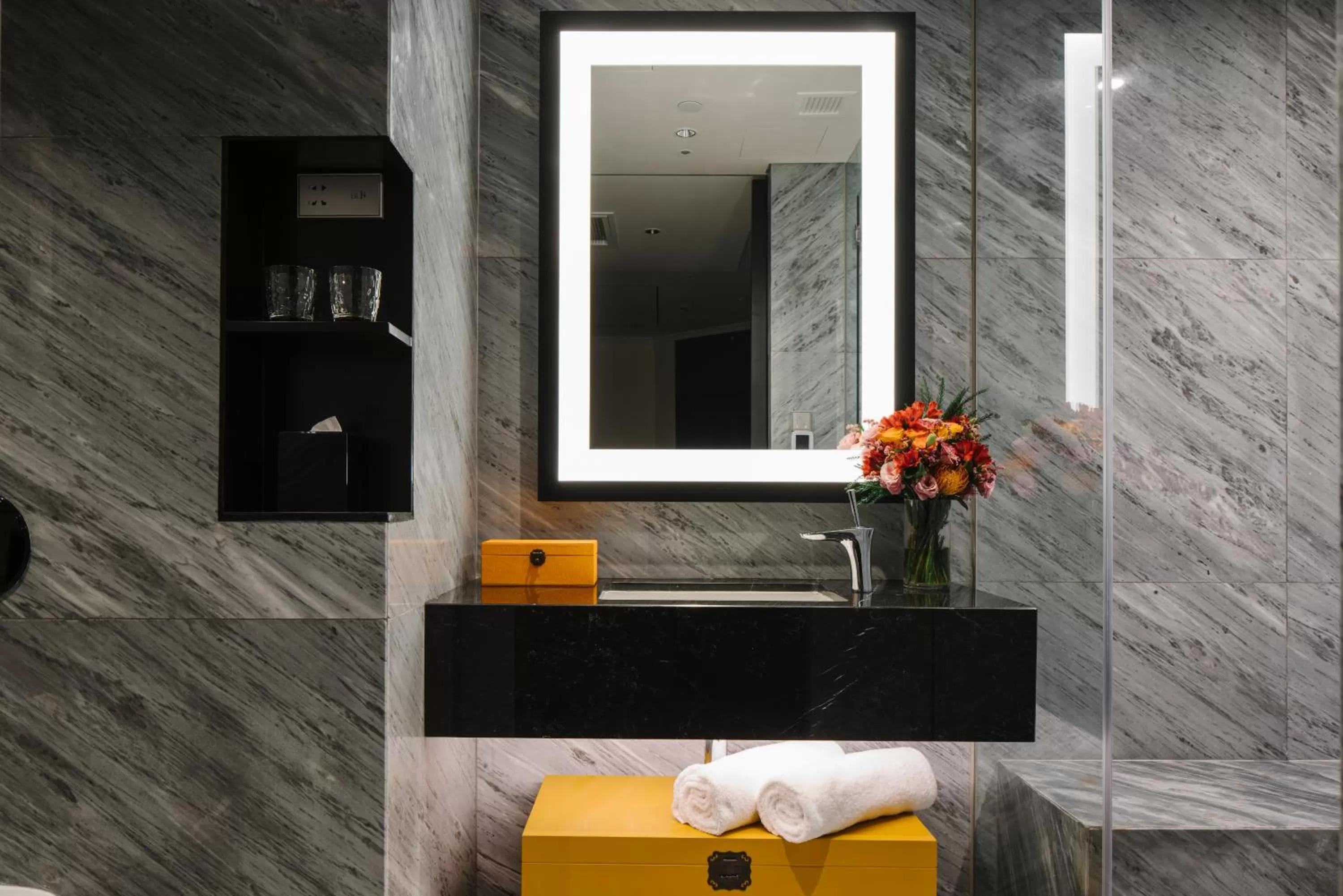 Toilet in Grand Park City Hall