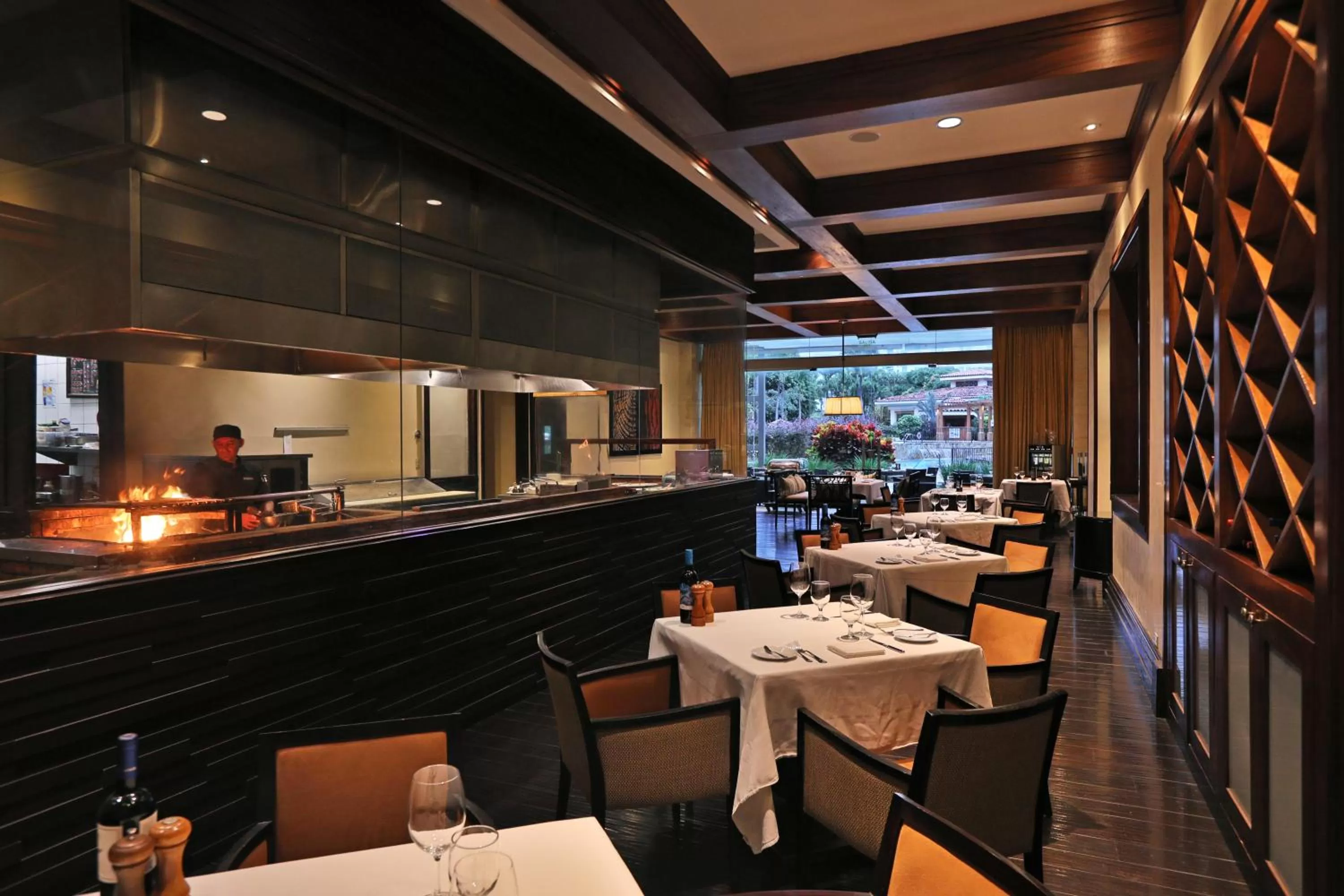 Restaurant/places to eat in InterContinental Costa Rica at Multiplaza Mall by IHG