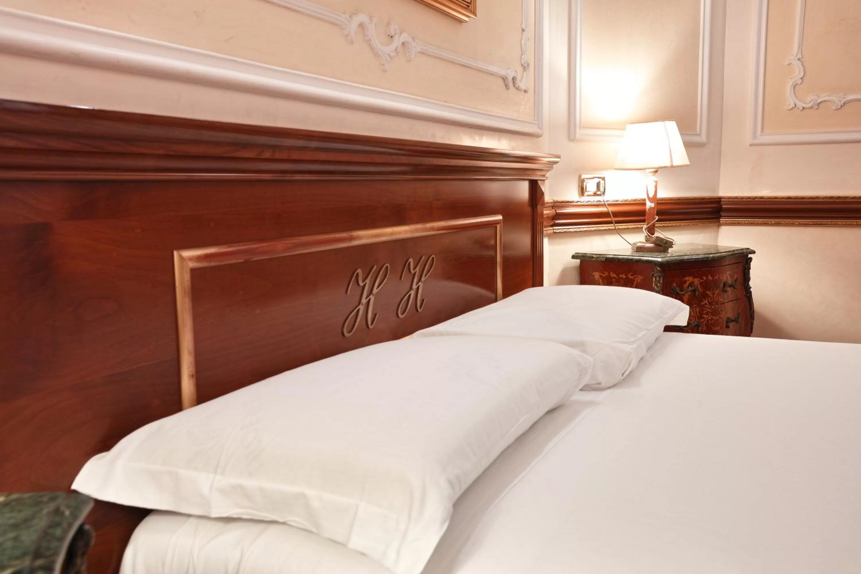 Photo of the whole room, Bed in Hotel Hiberia