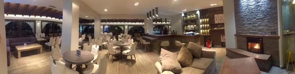 Lounge or bar in Hotel Konaki