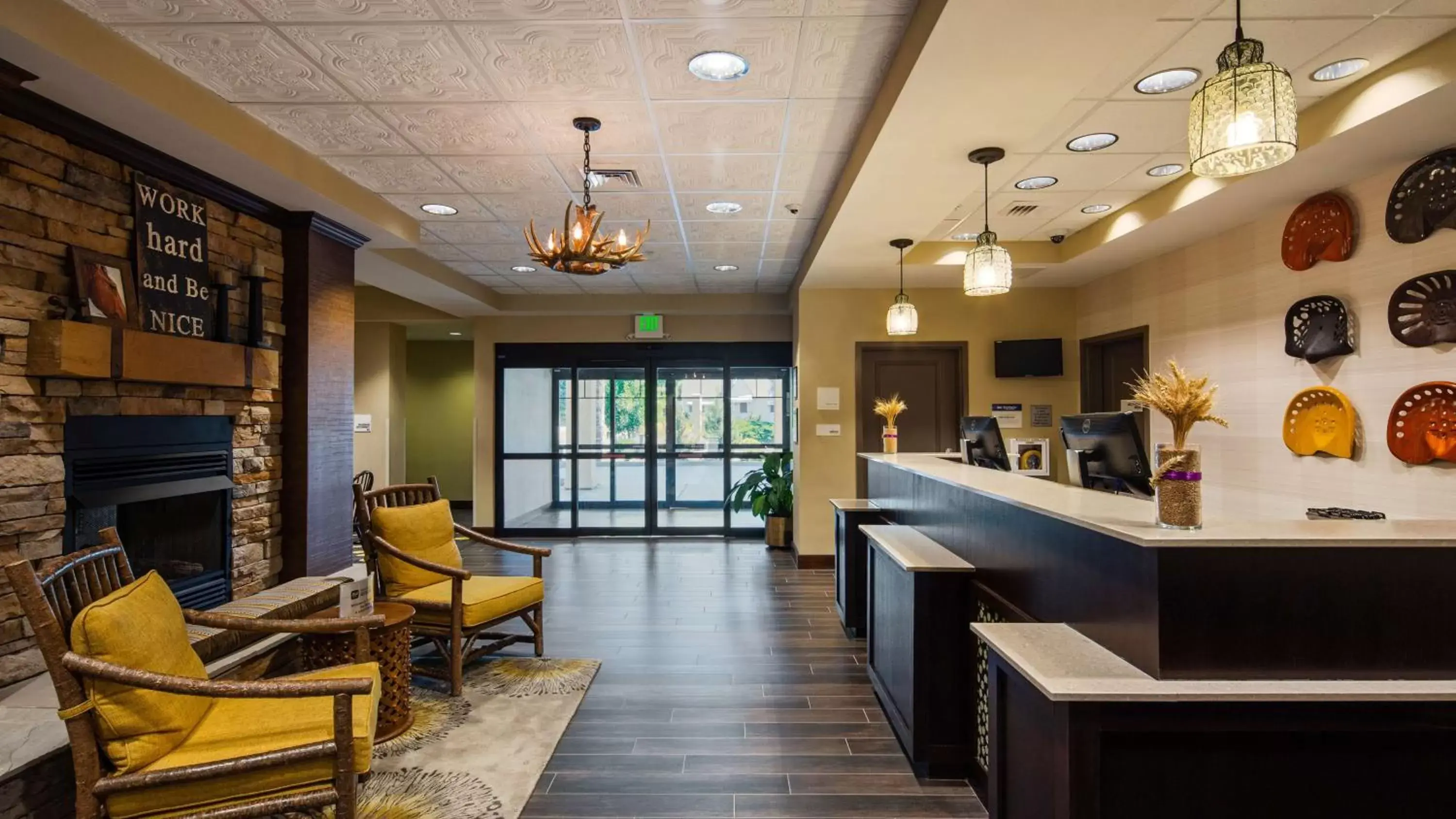 Facade/entrance in Best Western Plus Dayton Facade/entrance in Best Western Plus Dayton