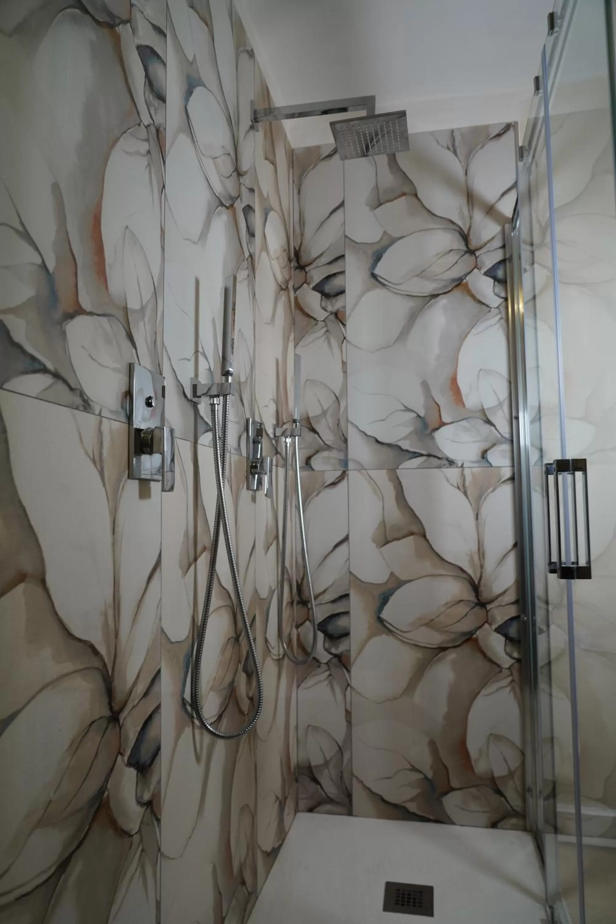 Bathroom in Sisuites