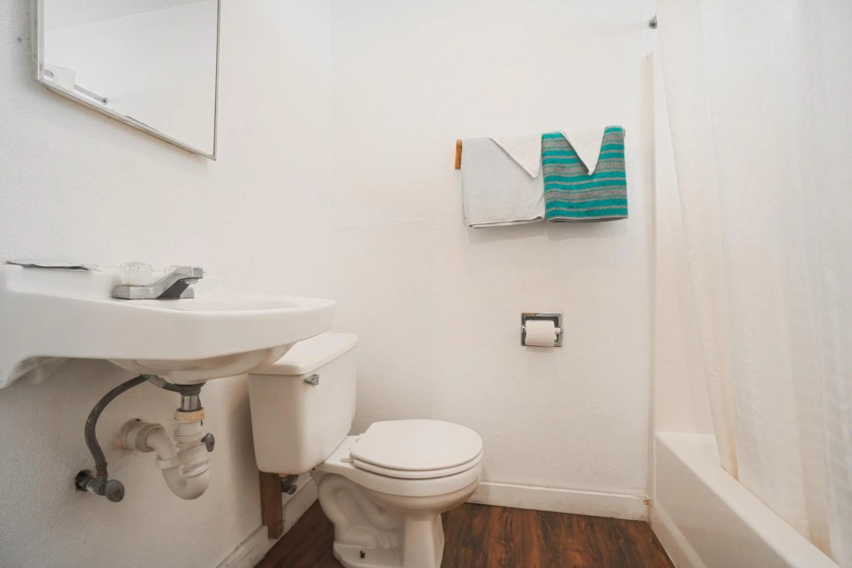 Bathroom in Budget Inn By OYO Corpus Christi Beach