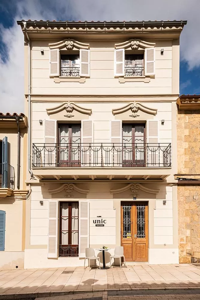 Property building in "unic, turisme d'interior"