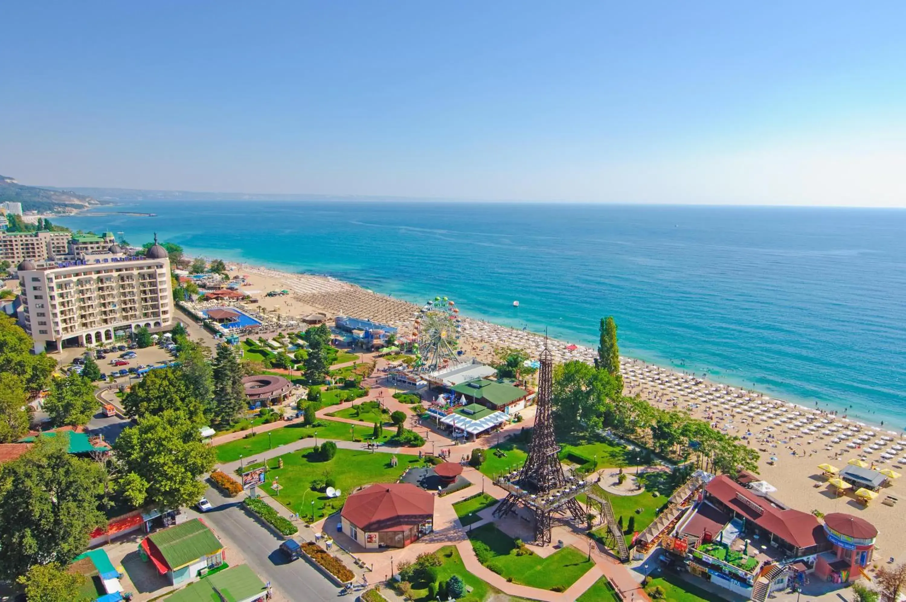 Beach, Bird's-eye View in International Hotel Casino & Tower Suites