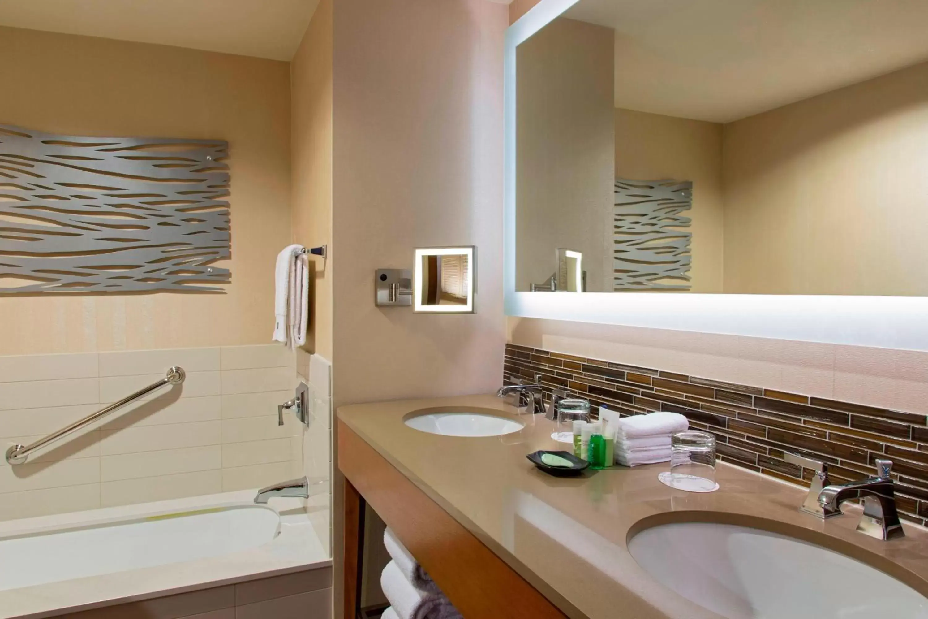 Bathroom in The Westin La Paloma Resort & Spa