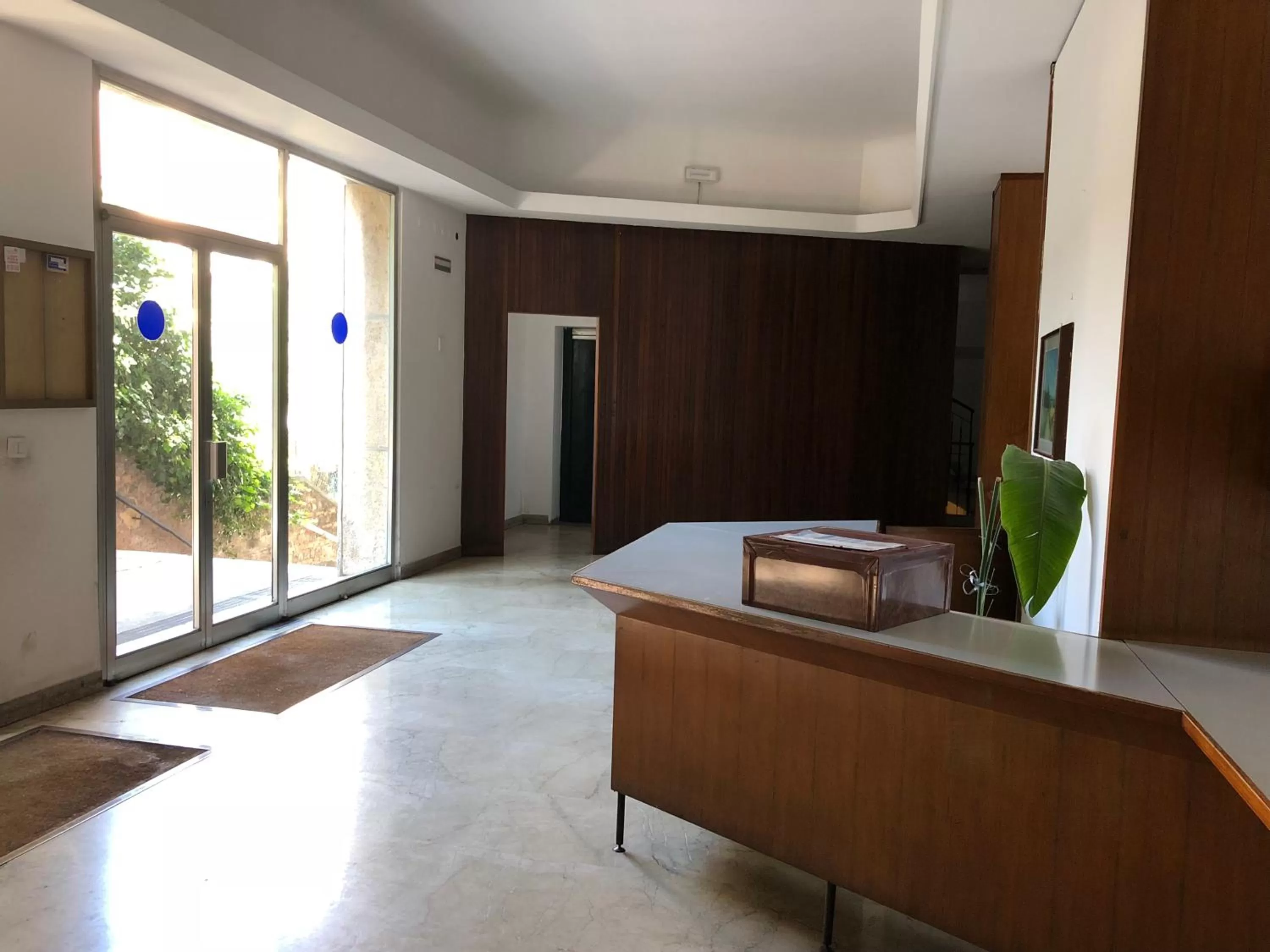 Lobby/Reception in Etnea glamour house