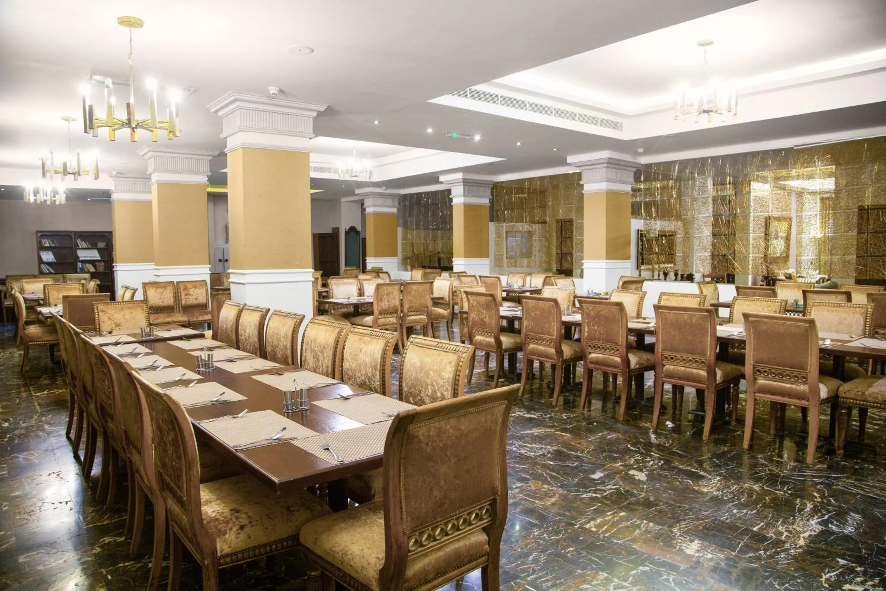 Restaurant/places to eat in Grand Hotel Madaba