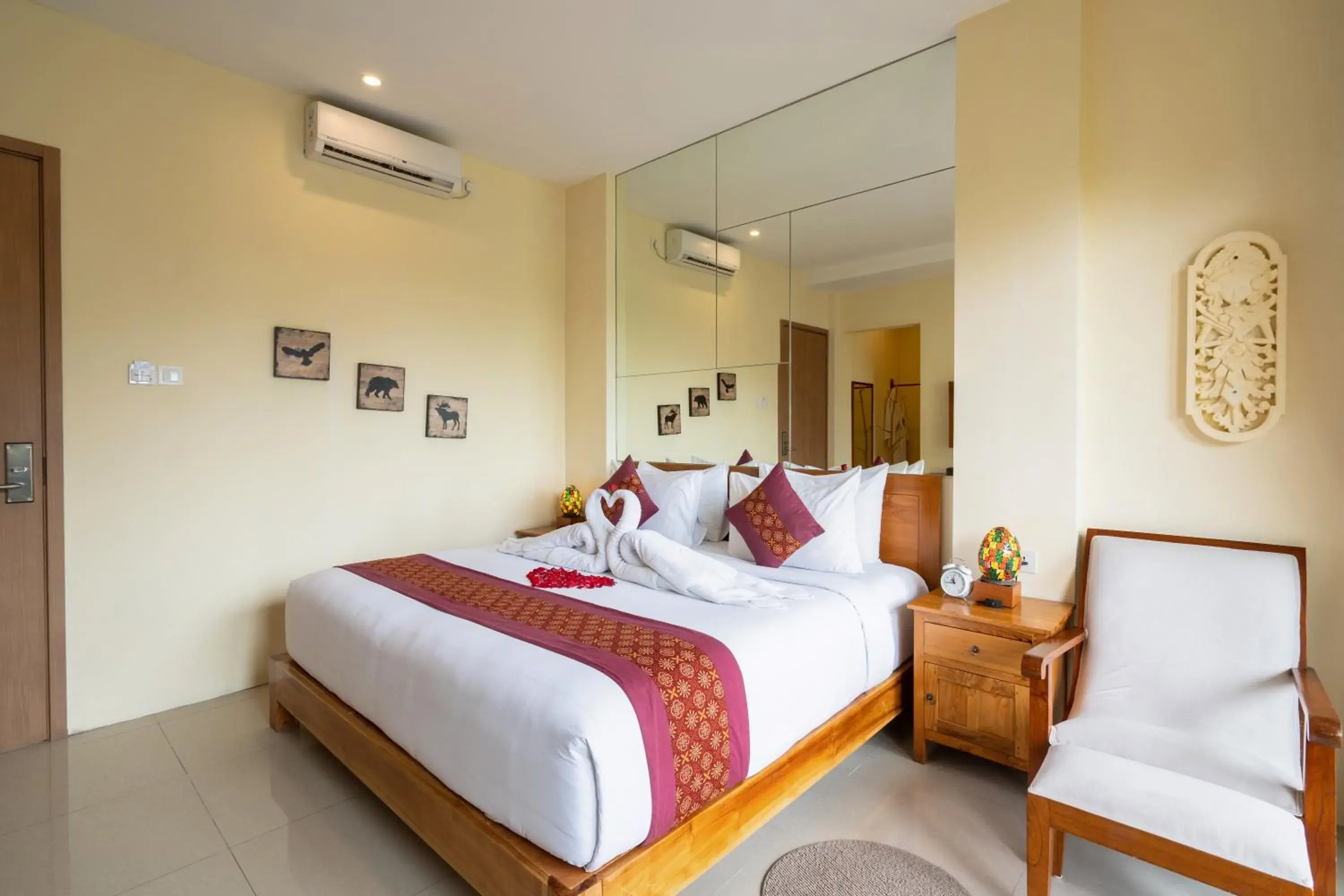 Bed in Ashoka Tree Resort at Tanggayuda
