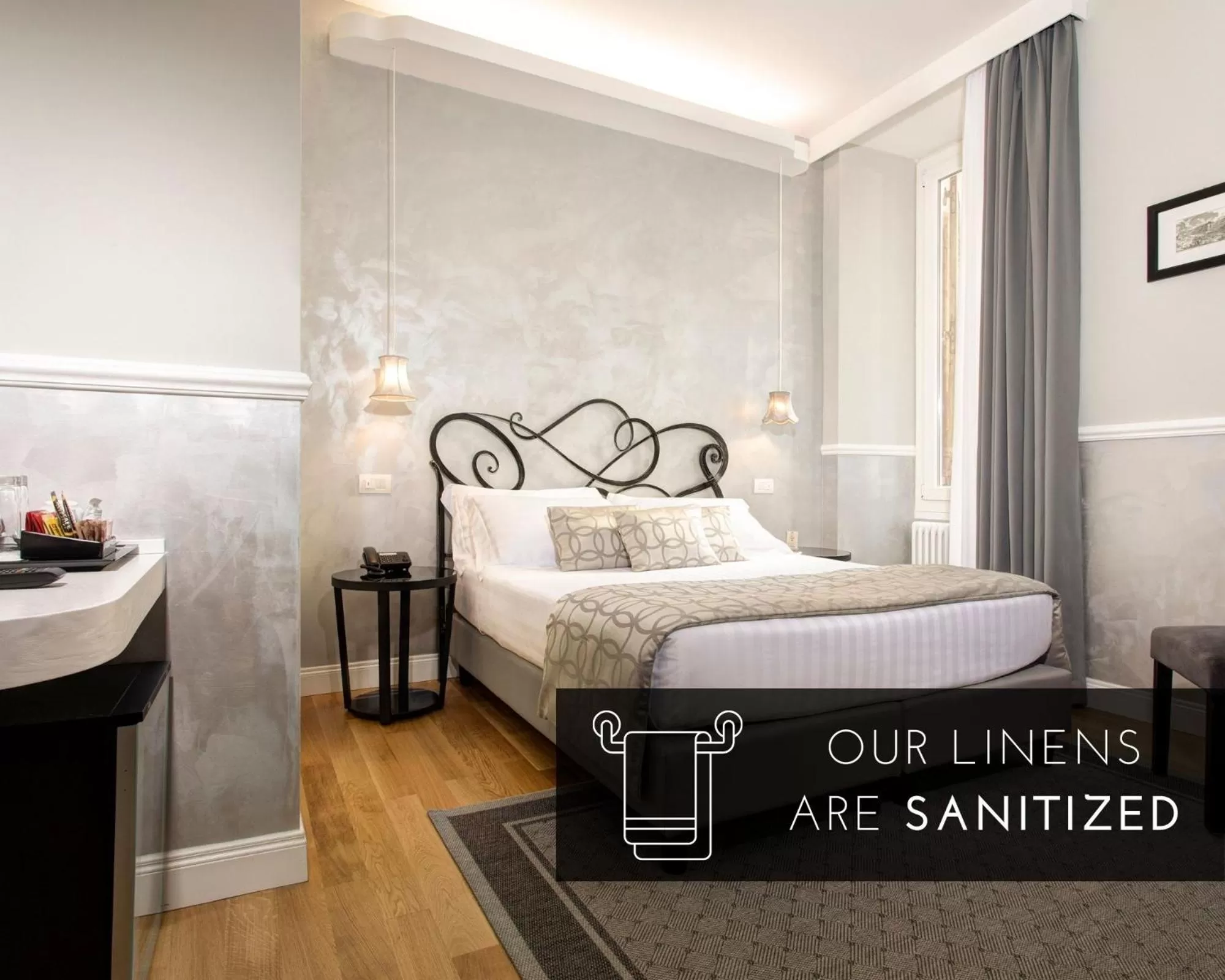 Bedroom, Bed in Relais de l'Opera