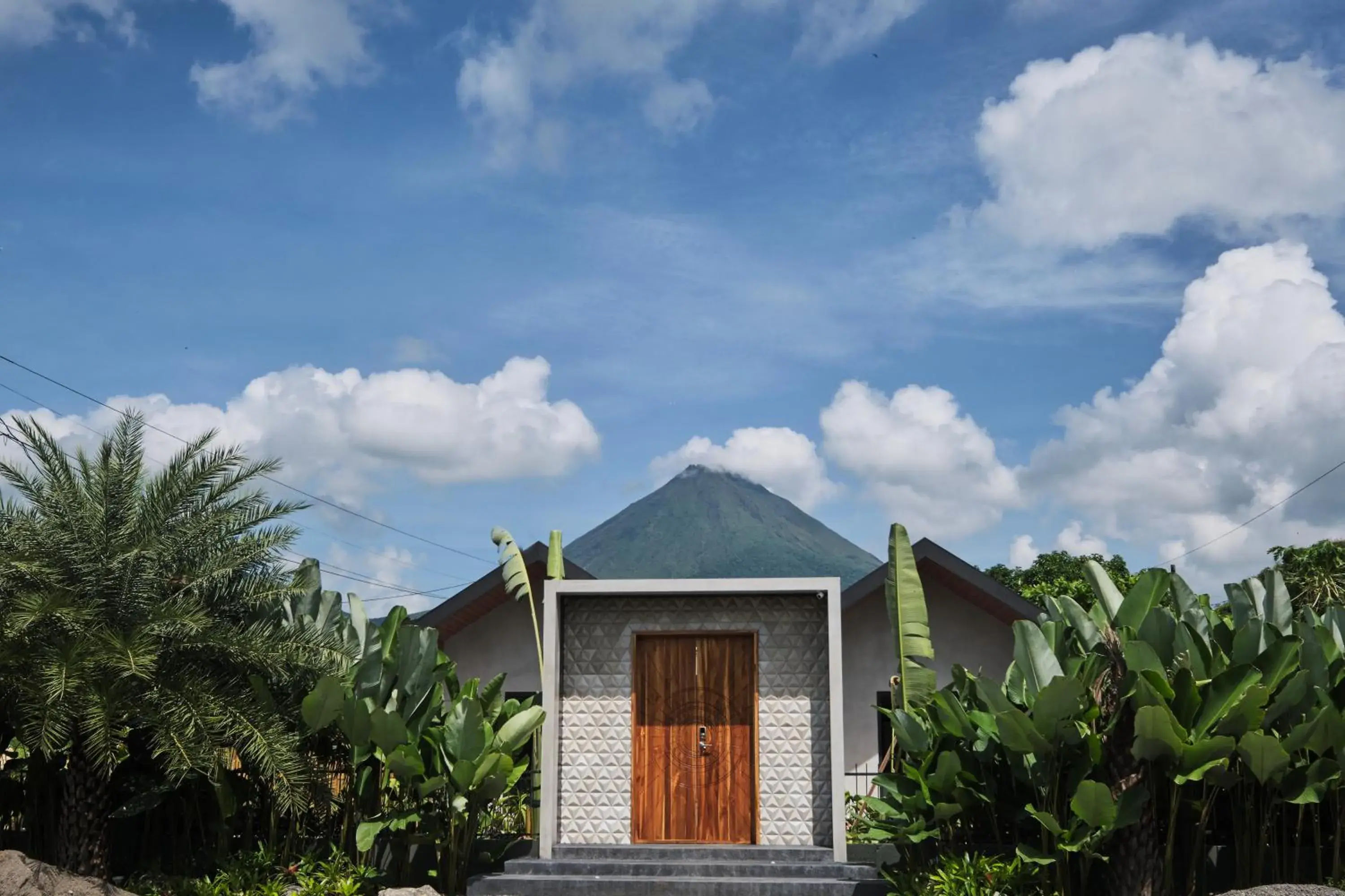 Property Building in SUWA VILLA ARENAL